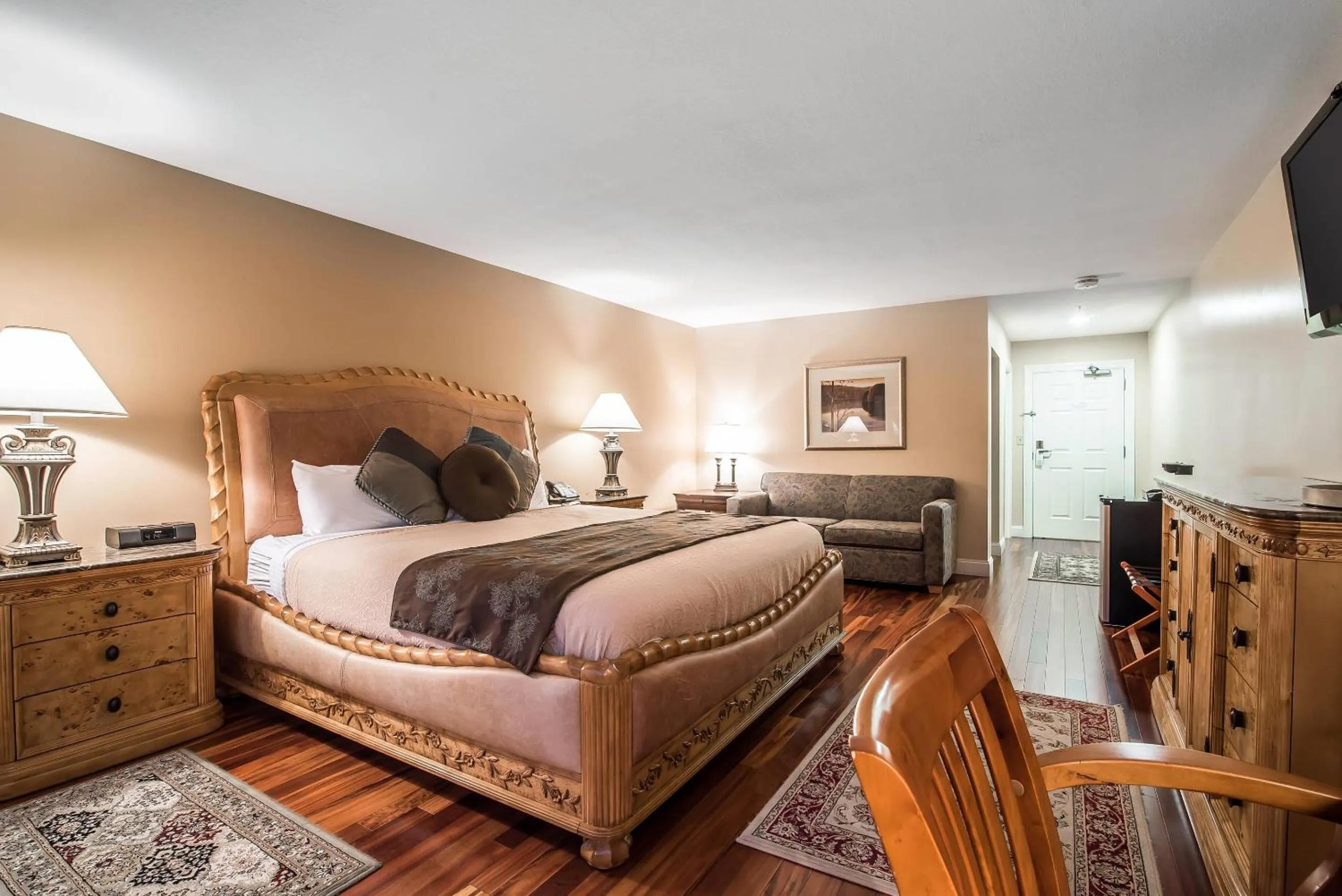 Bedroom, Bed in Riverside Hotel, an Ascend Collection Hotel