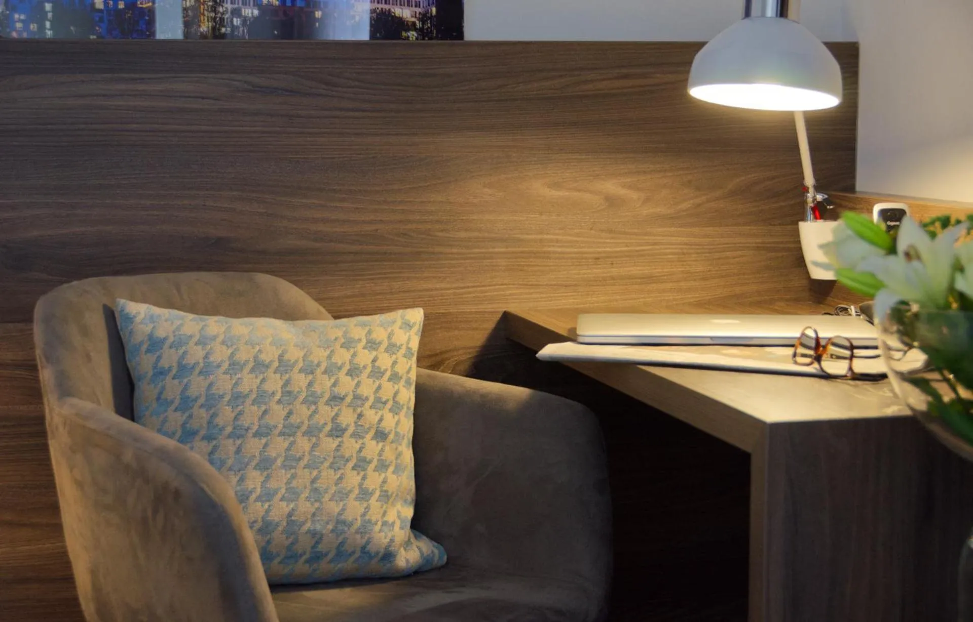 Seating area in Lizz Hotel Munich