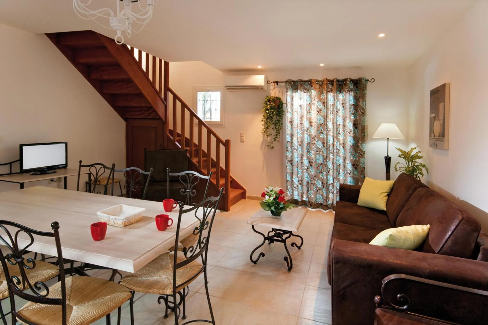 TV and multimedia in Lagrange Vacances L’Oustau de Sorgue