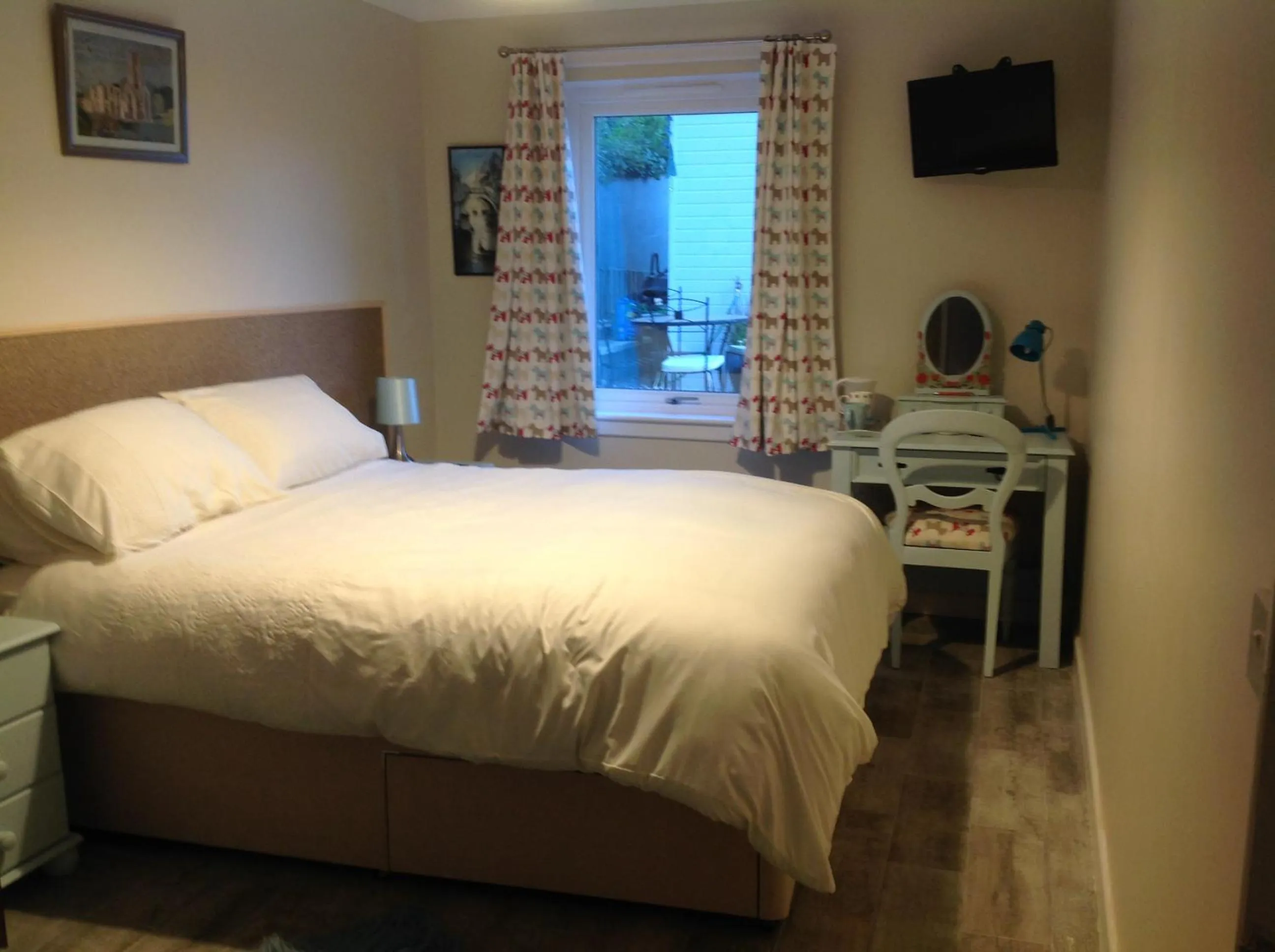 Bedroom, Bed in Saorsa House Culross