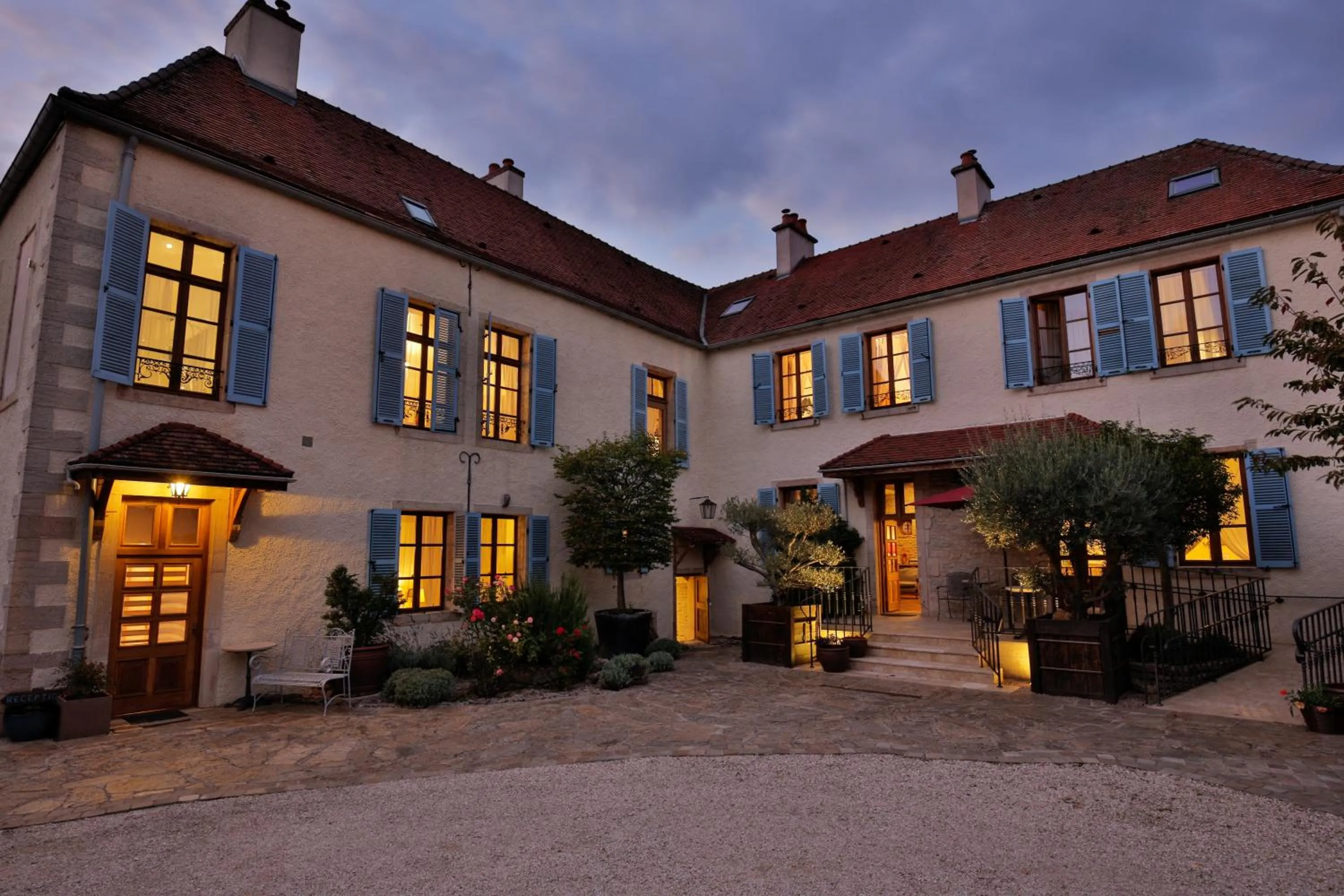 Property building in Hôtel Les Deux Chèvres Gevrey-Chambertin