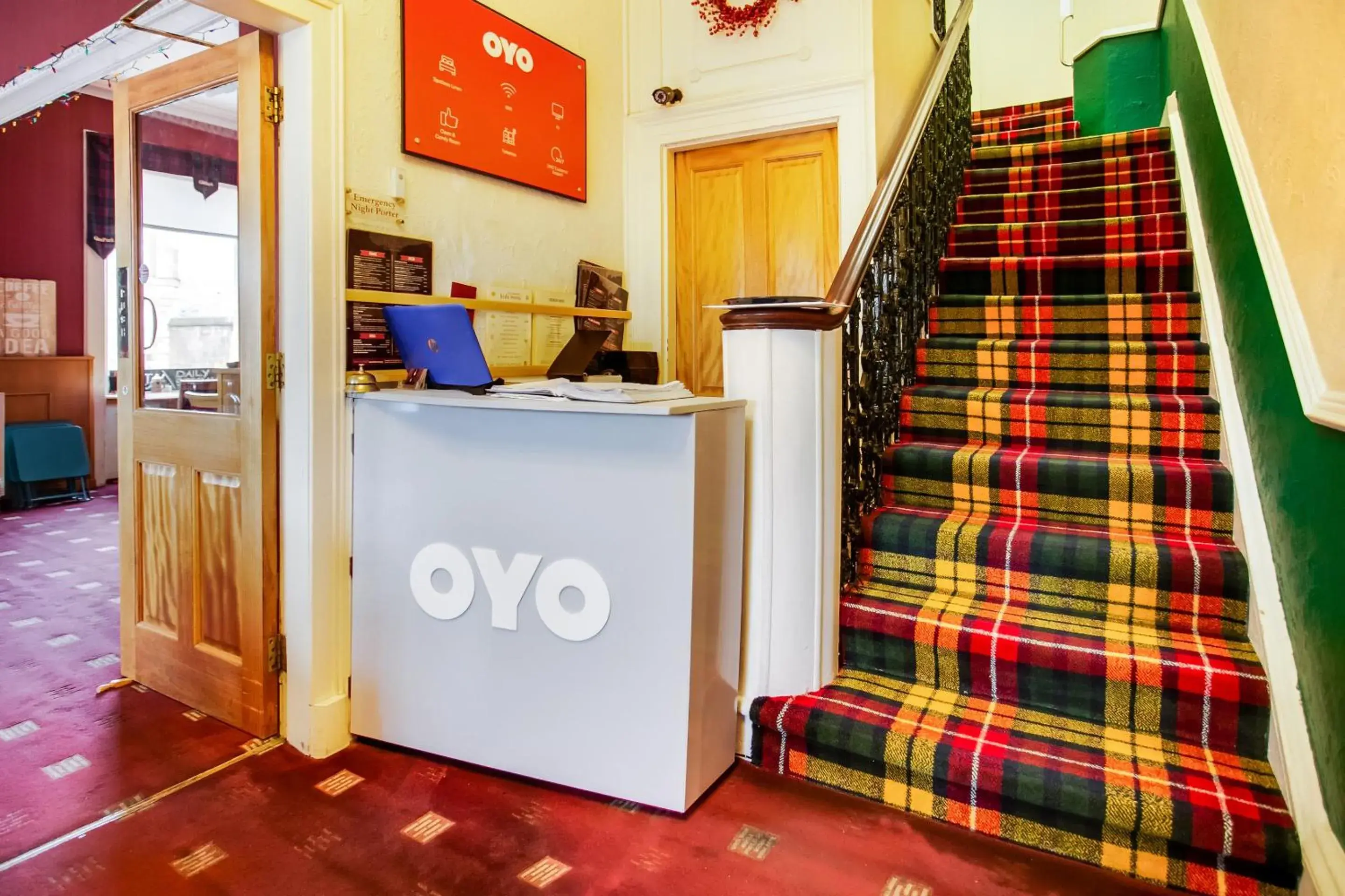 Lobby or reception in OYO Glenpark Hotel, Ayr Central Lobby or reception in OYO Glenpark Hotel, Ayr Central