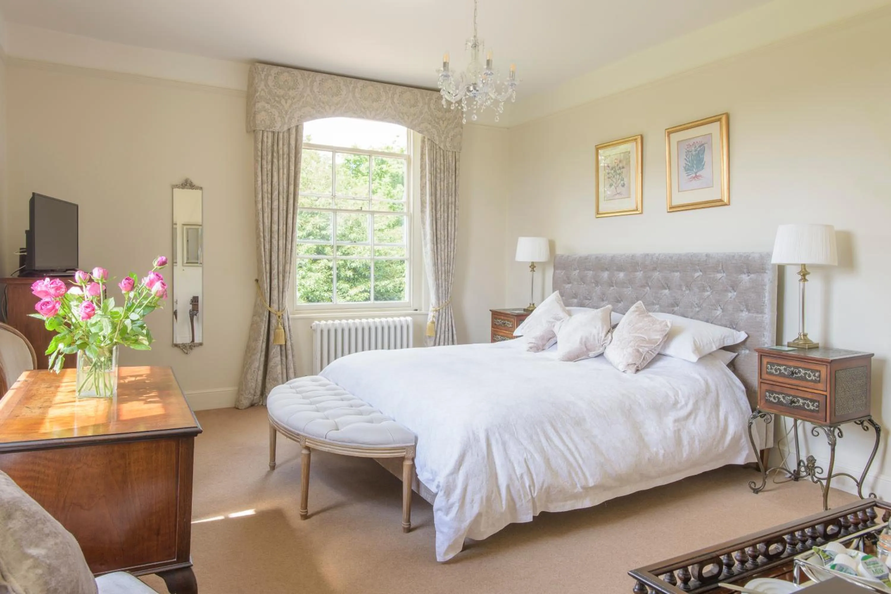 Bed in Sissinghurst Castle Farmhouse