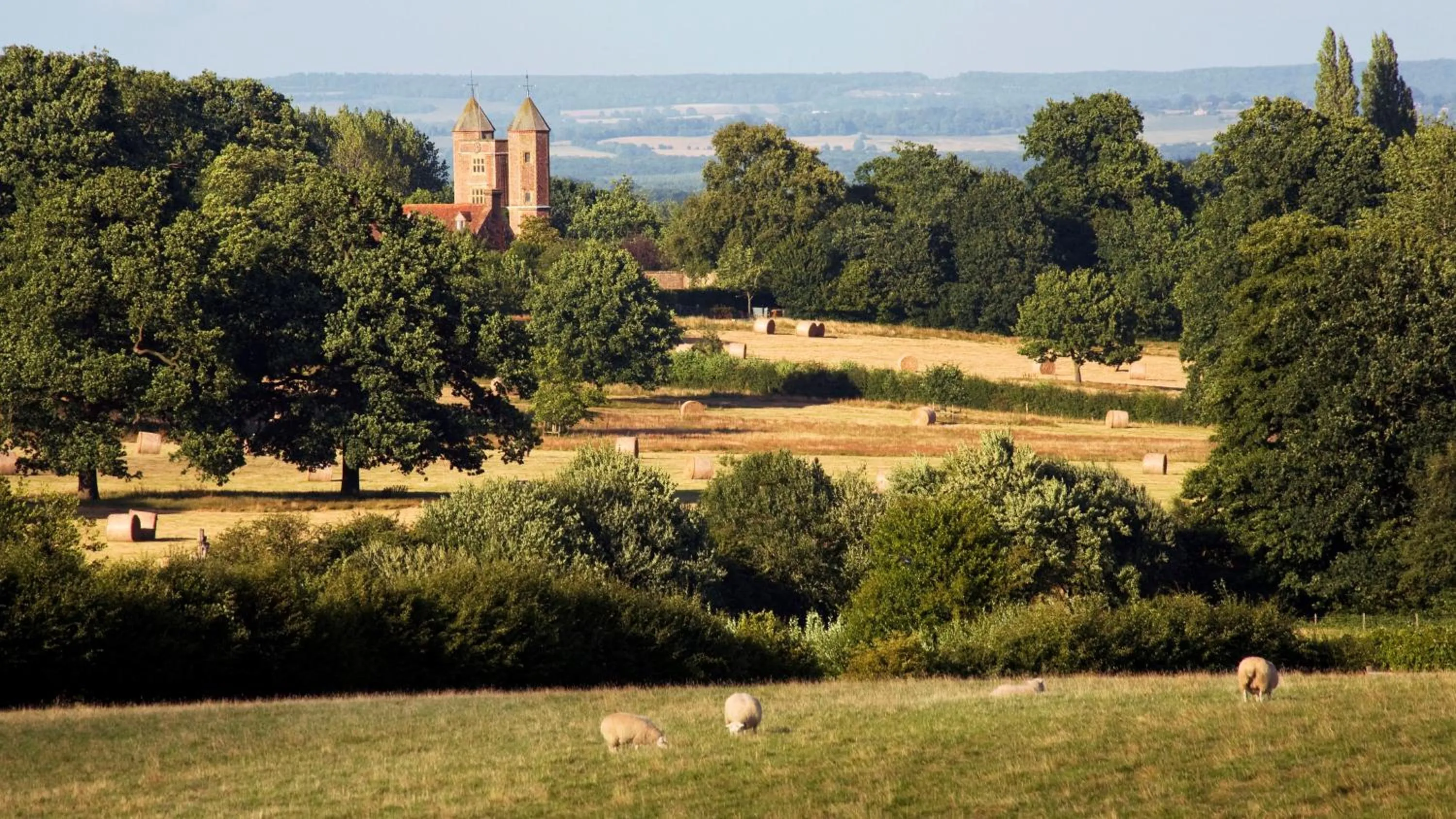 Natural landscape in Sissinghurst Castle Farmhouse