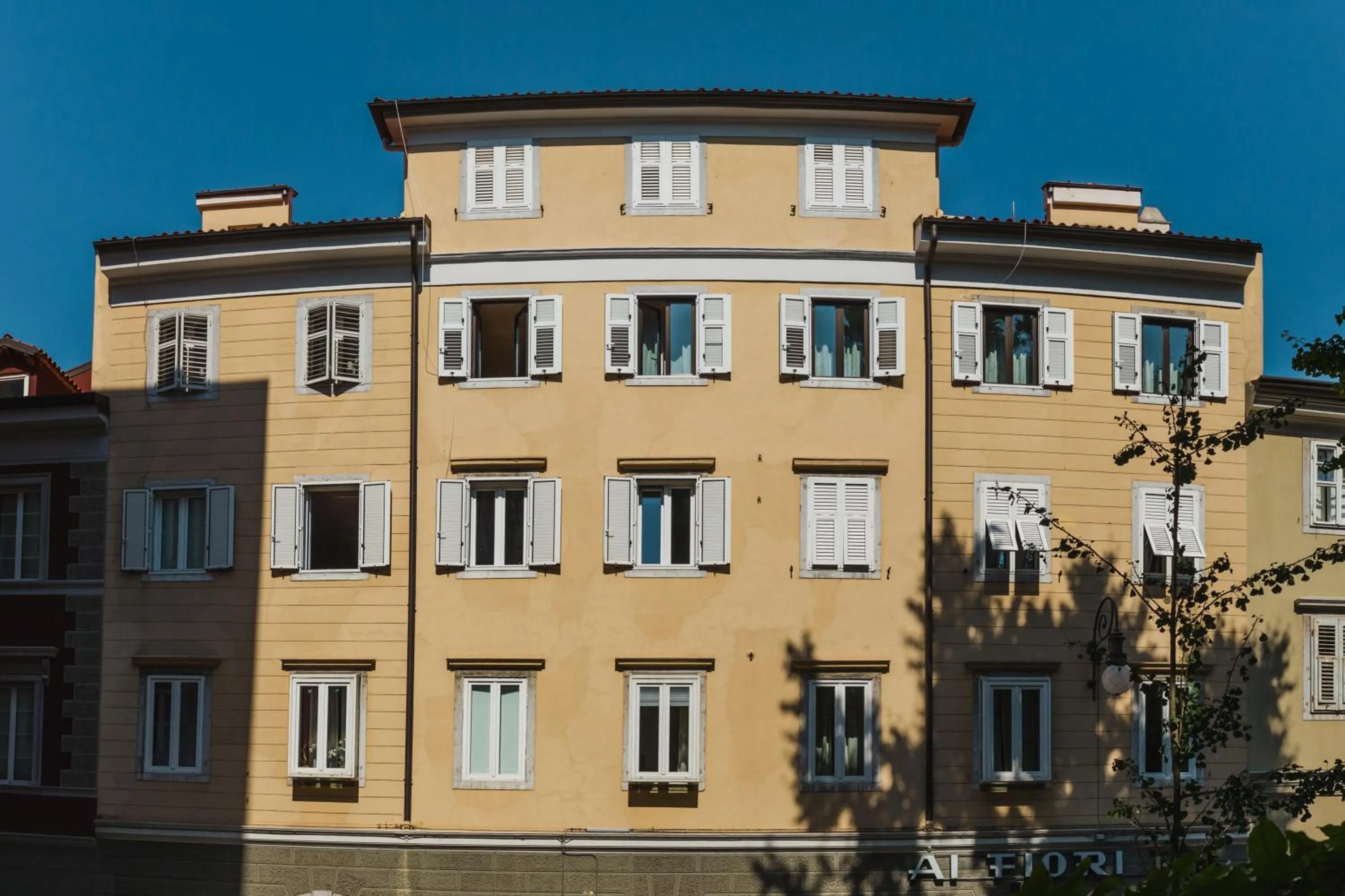 Property building in B&B Adelaide