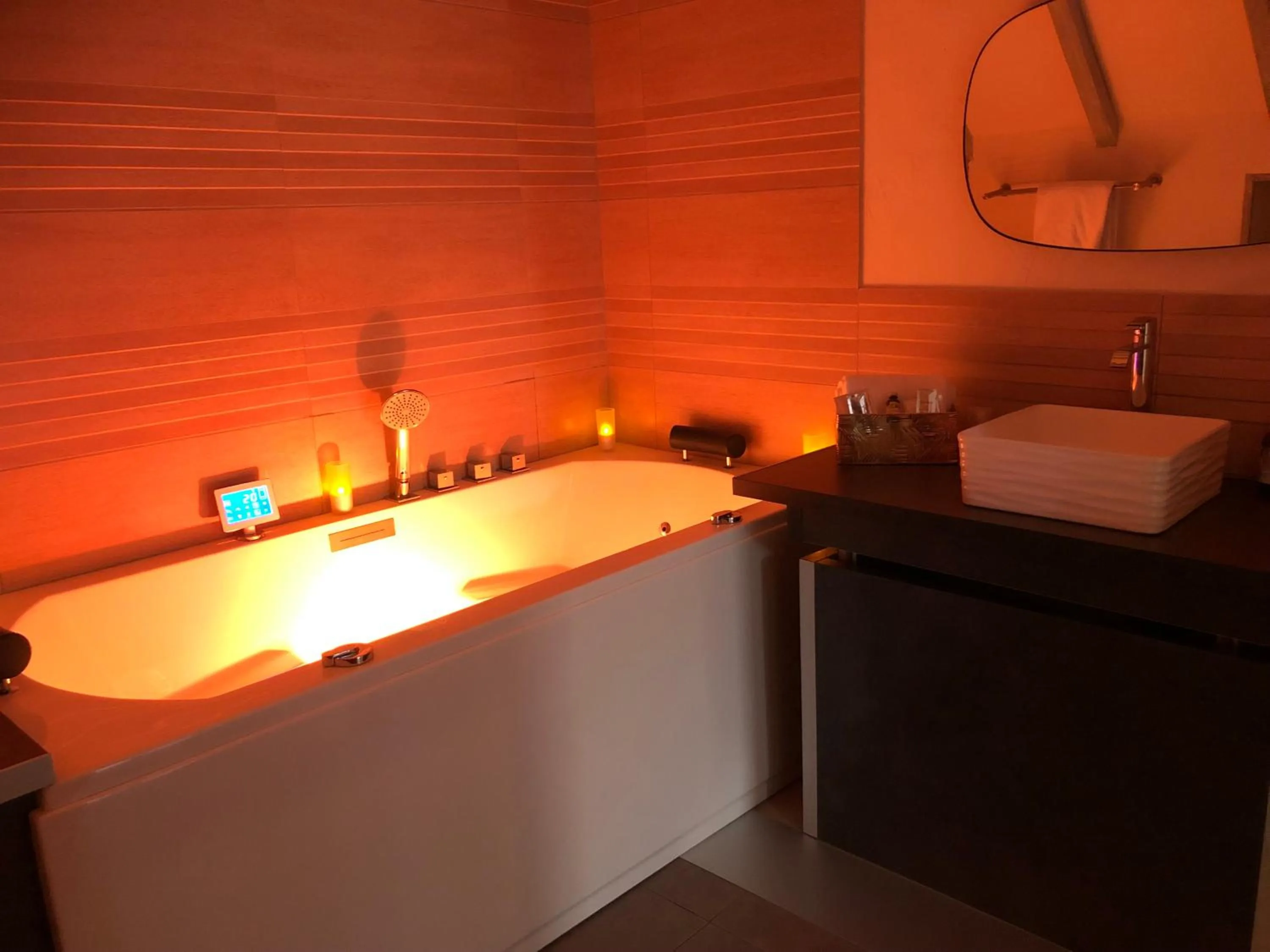 Bathroom in Logis Hotel Oasis