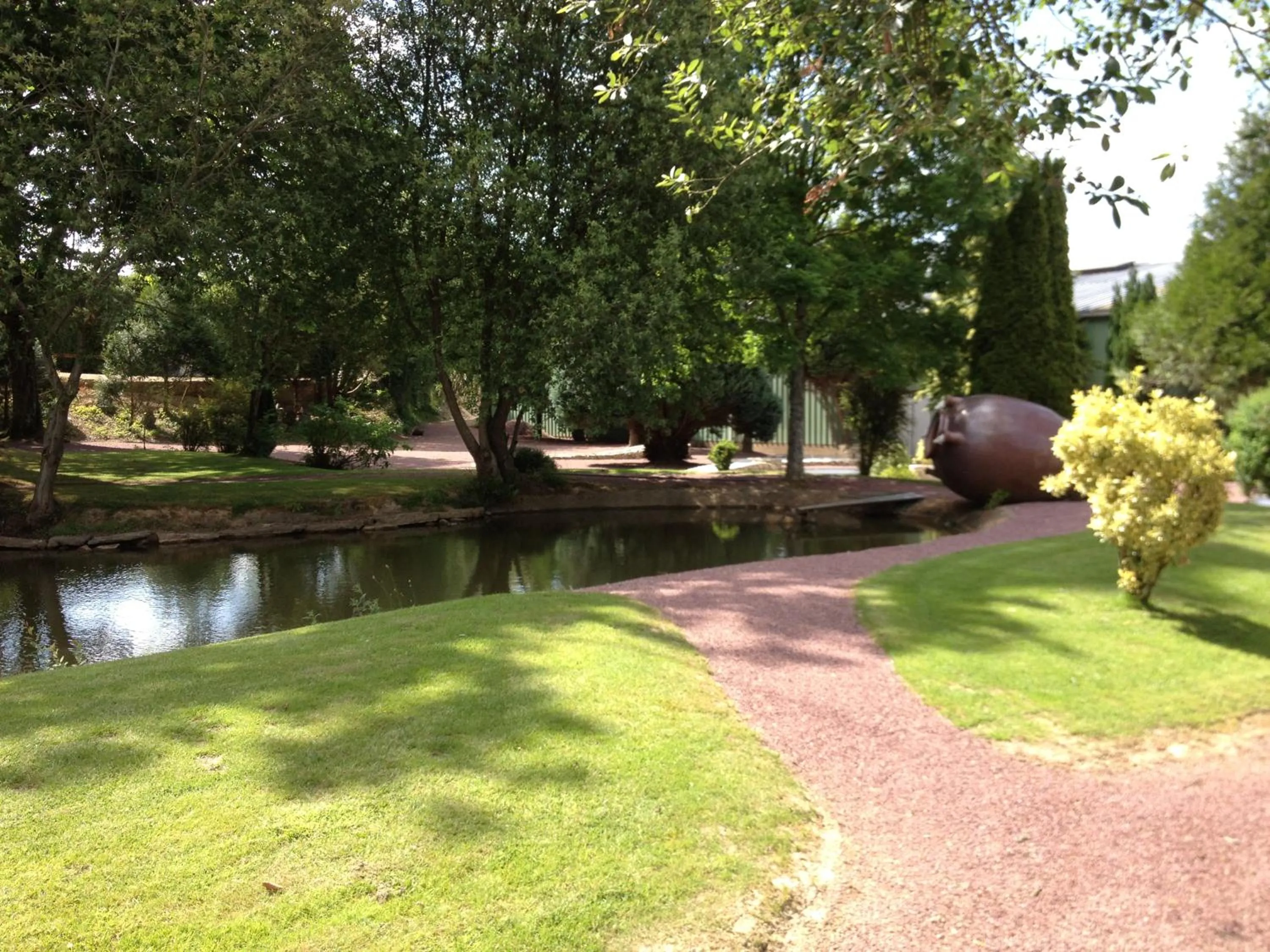 Garden view in Logis Hotel Oasis