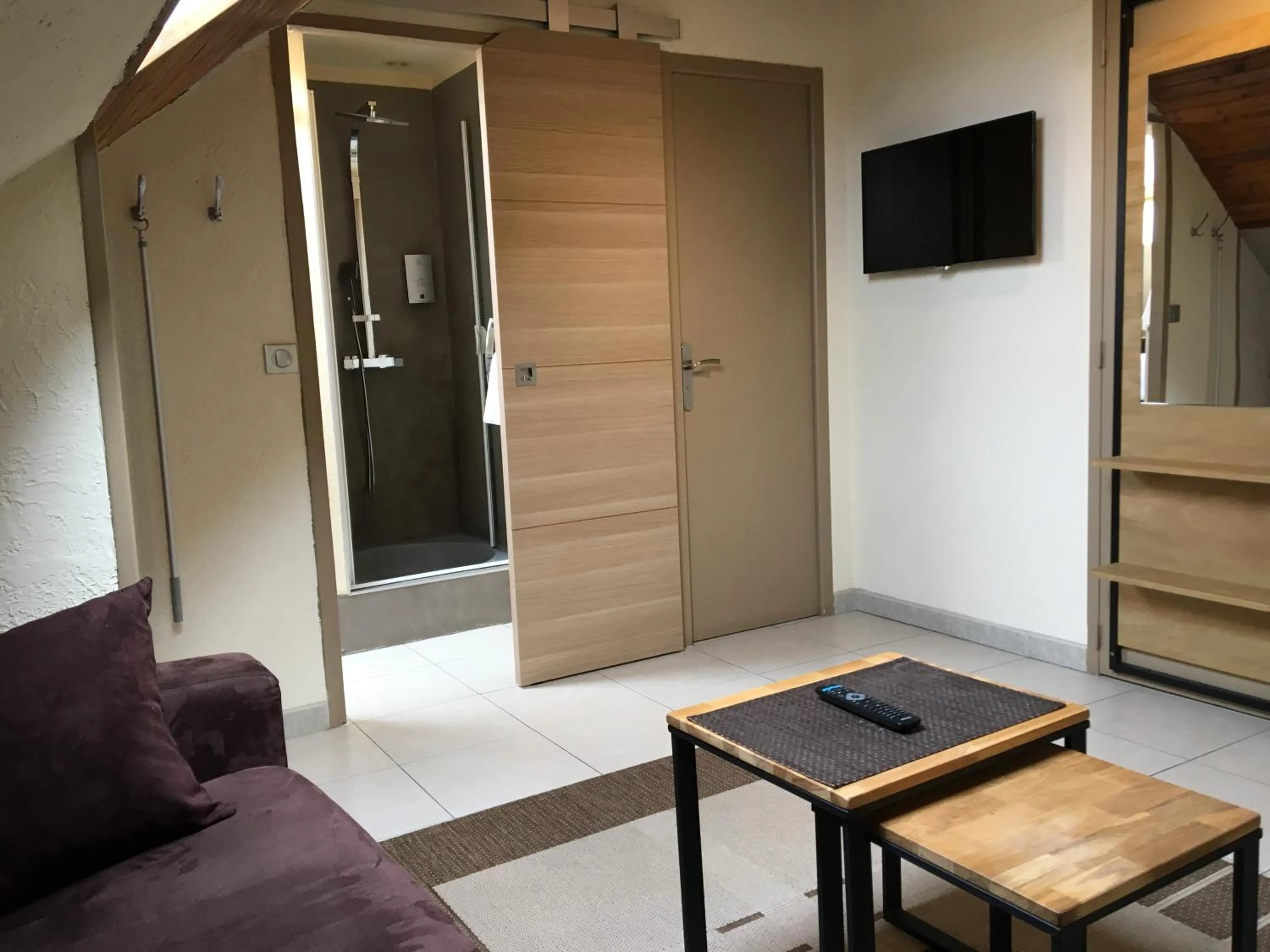 Bathroom in Logis Hotel Oasis