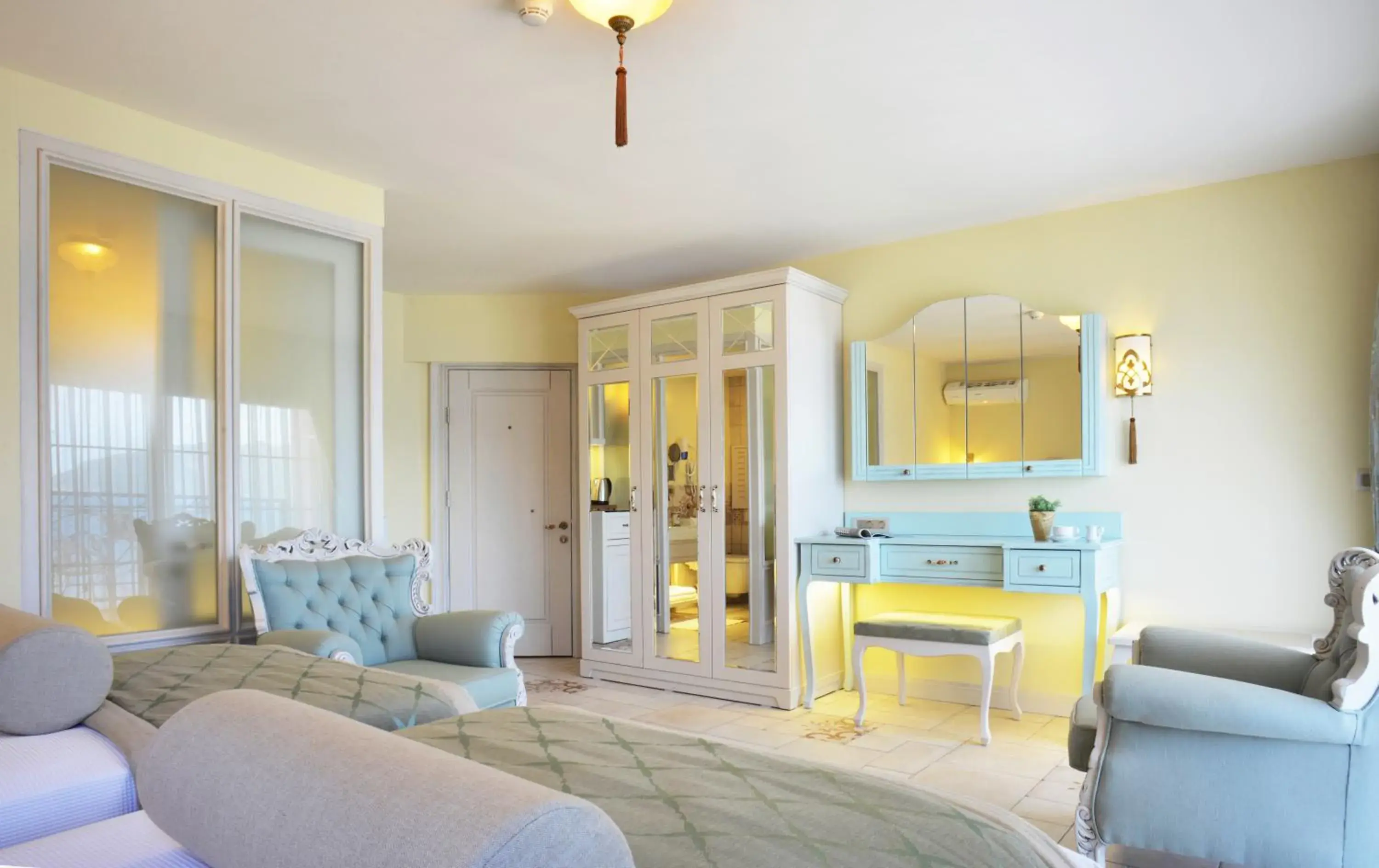 Photo of the whole room in Kahveci Alibey Hotel Photo of the whole room in Kahveci Alibey Hotel