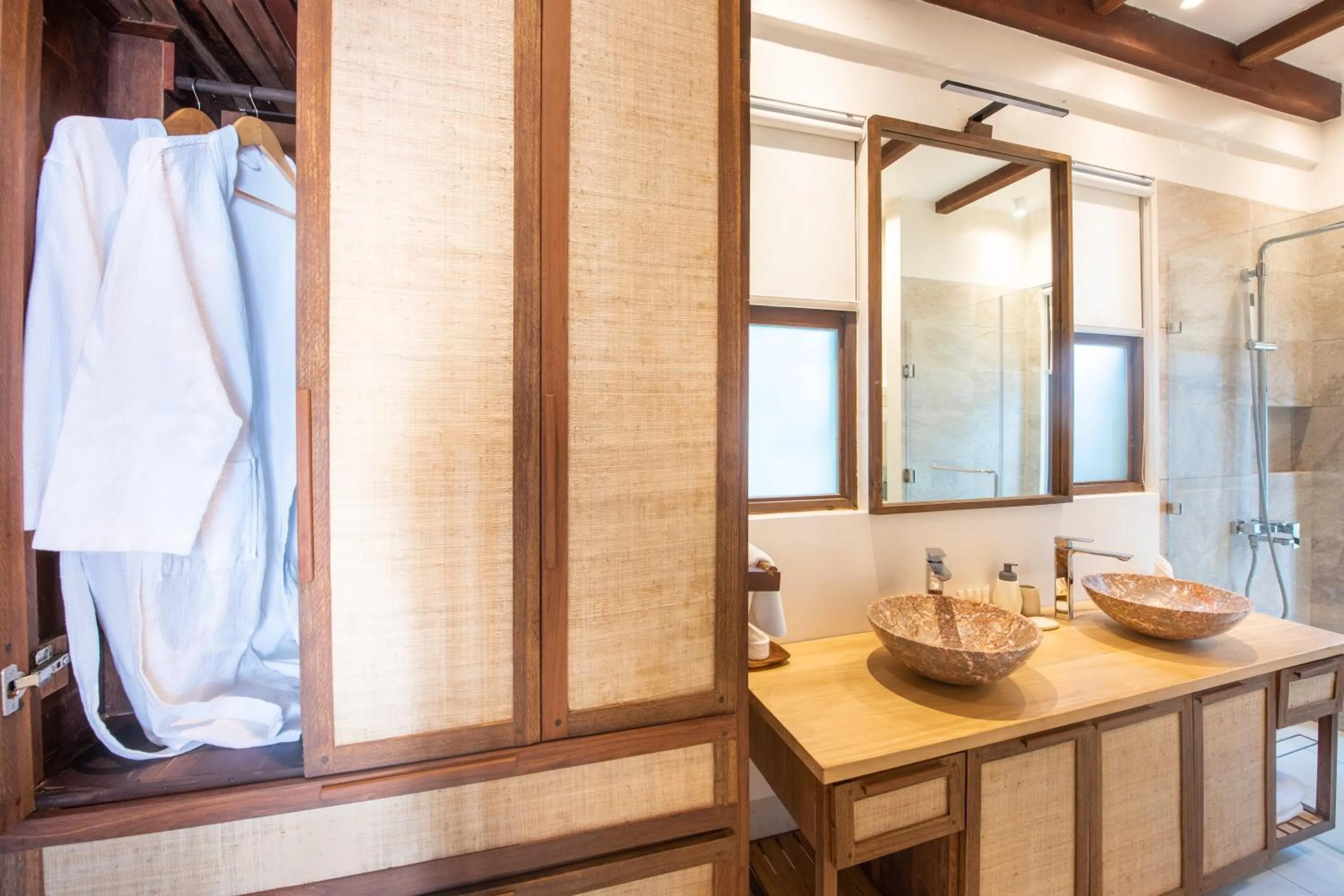 L'Osteria Luxe Beachfront B&B