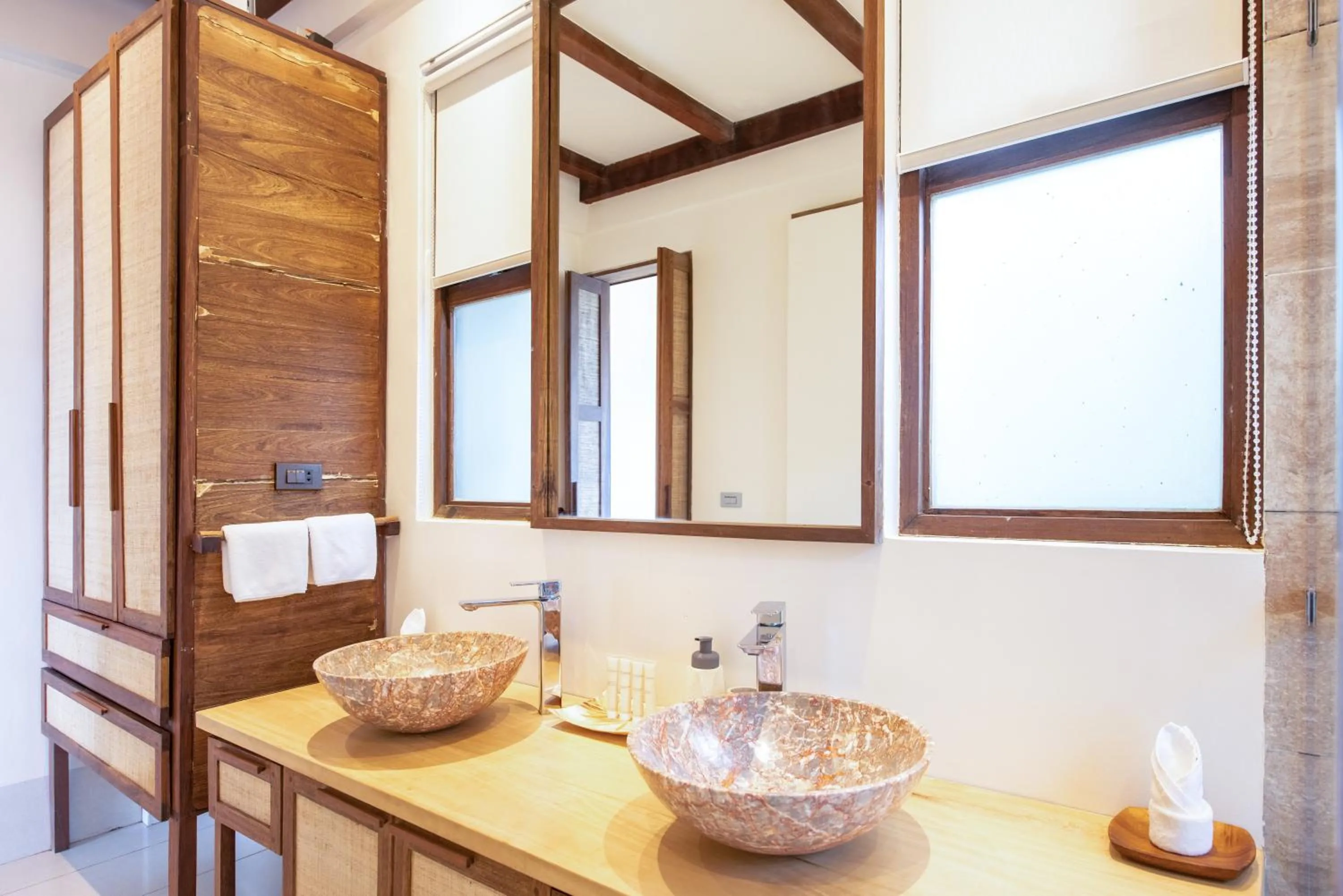 L'Osteria Luxe Beachfront B&B