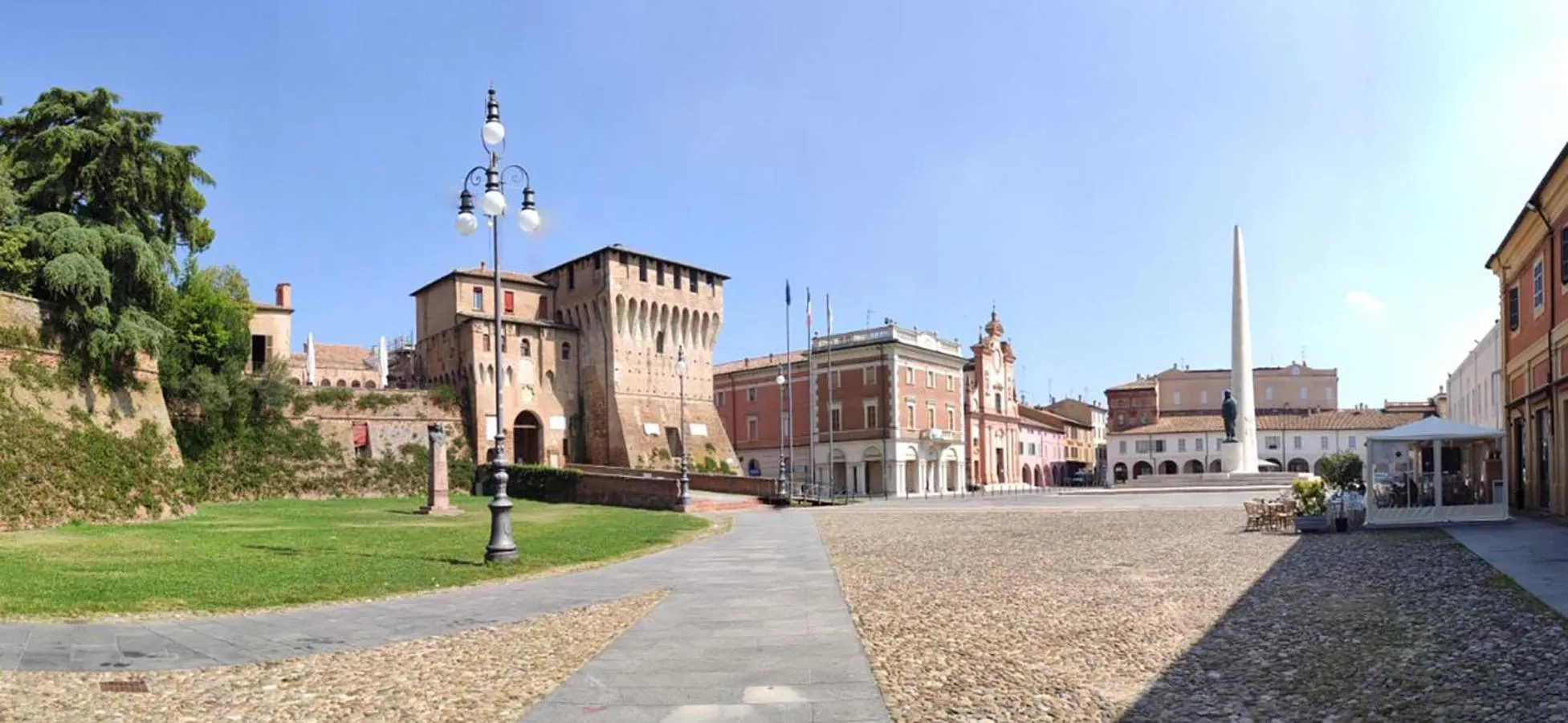 Nearby landmark in Dimora Decò