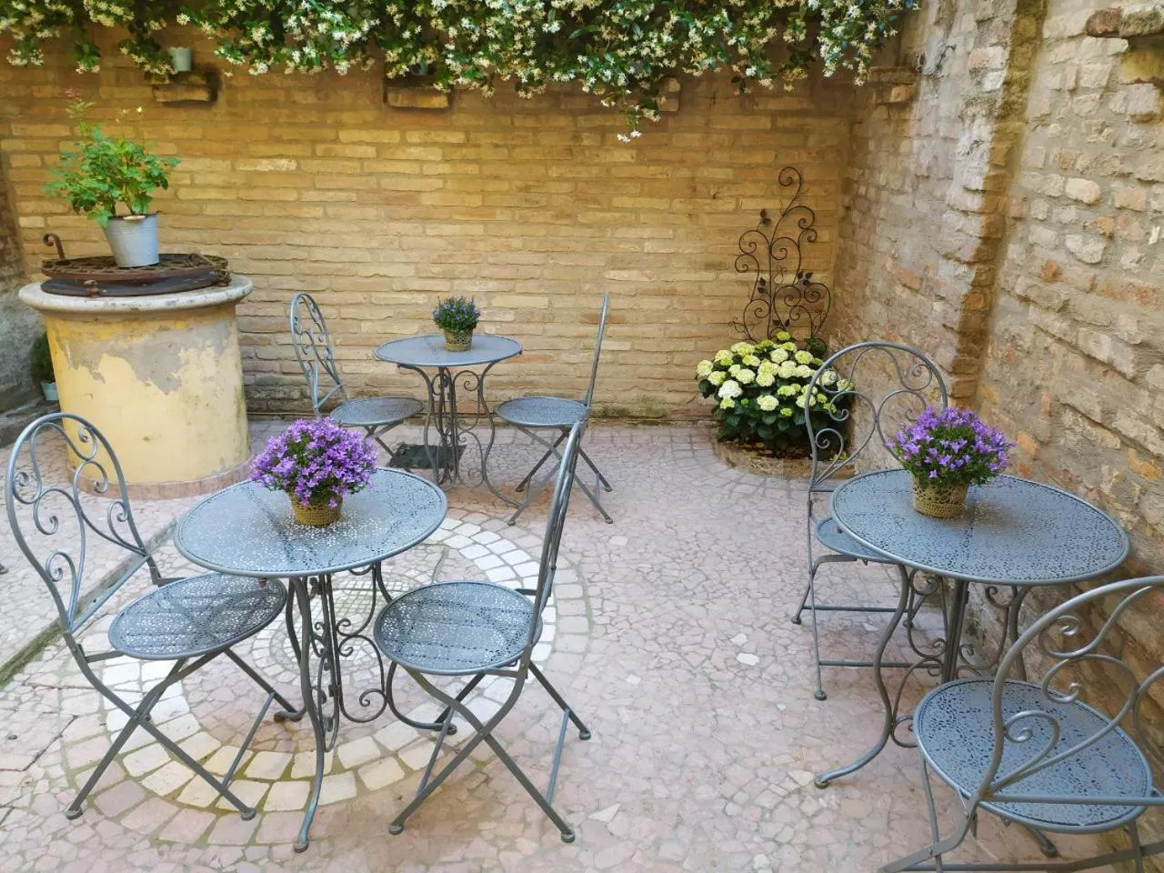 Garden in Dimora Decò