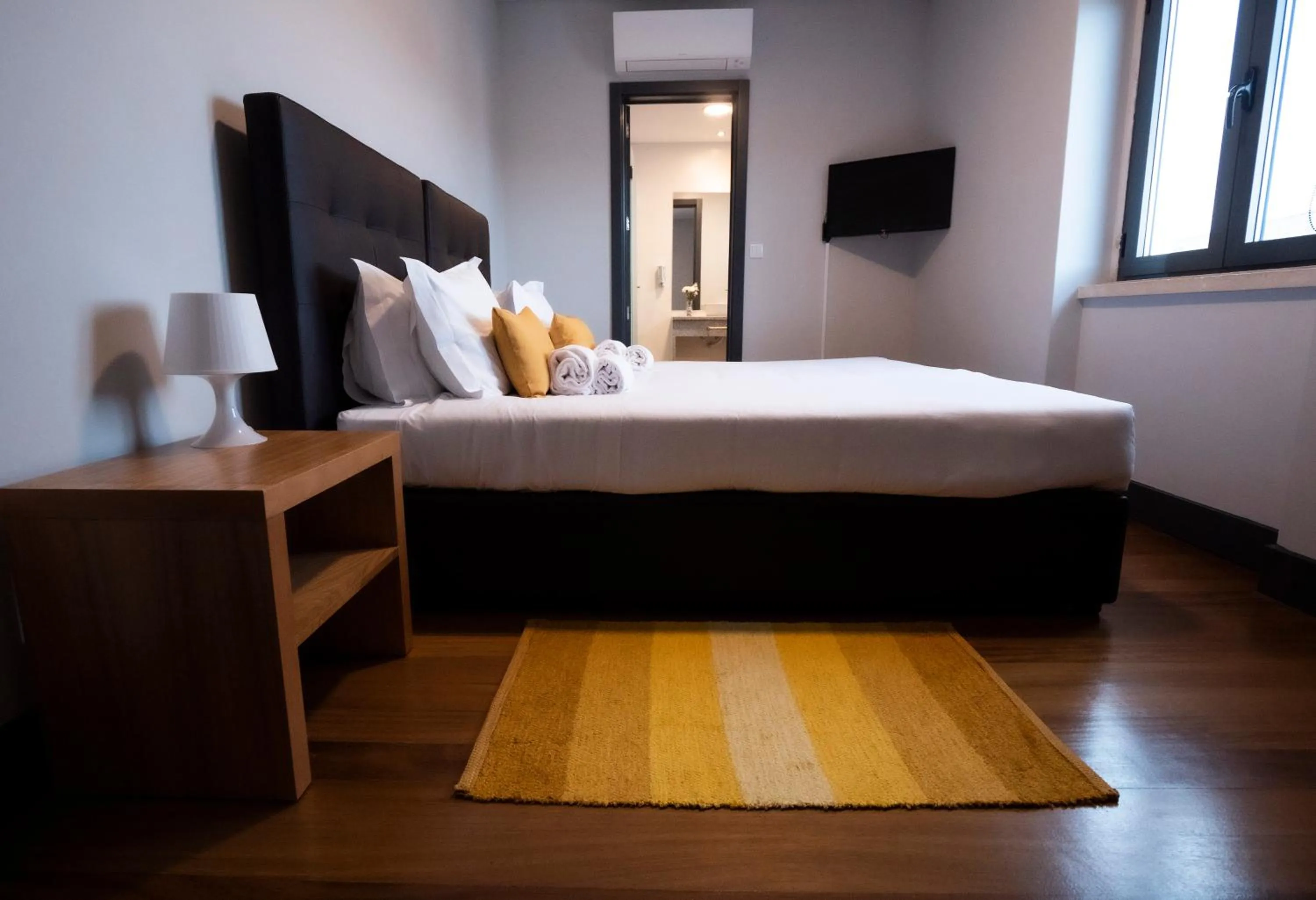 Bed in Villa Caparica Hostel