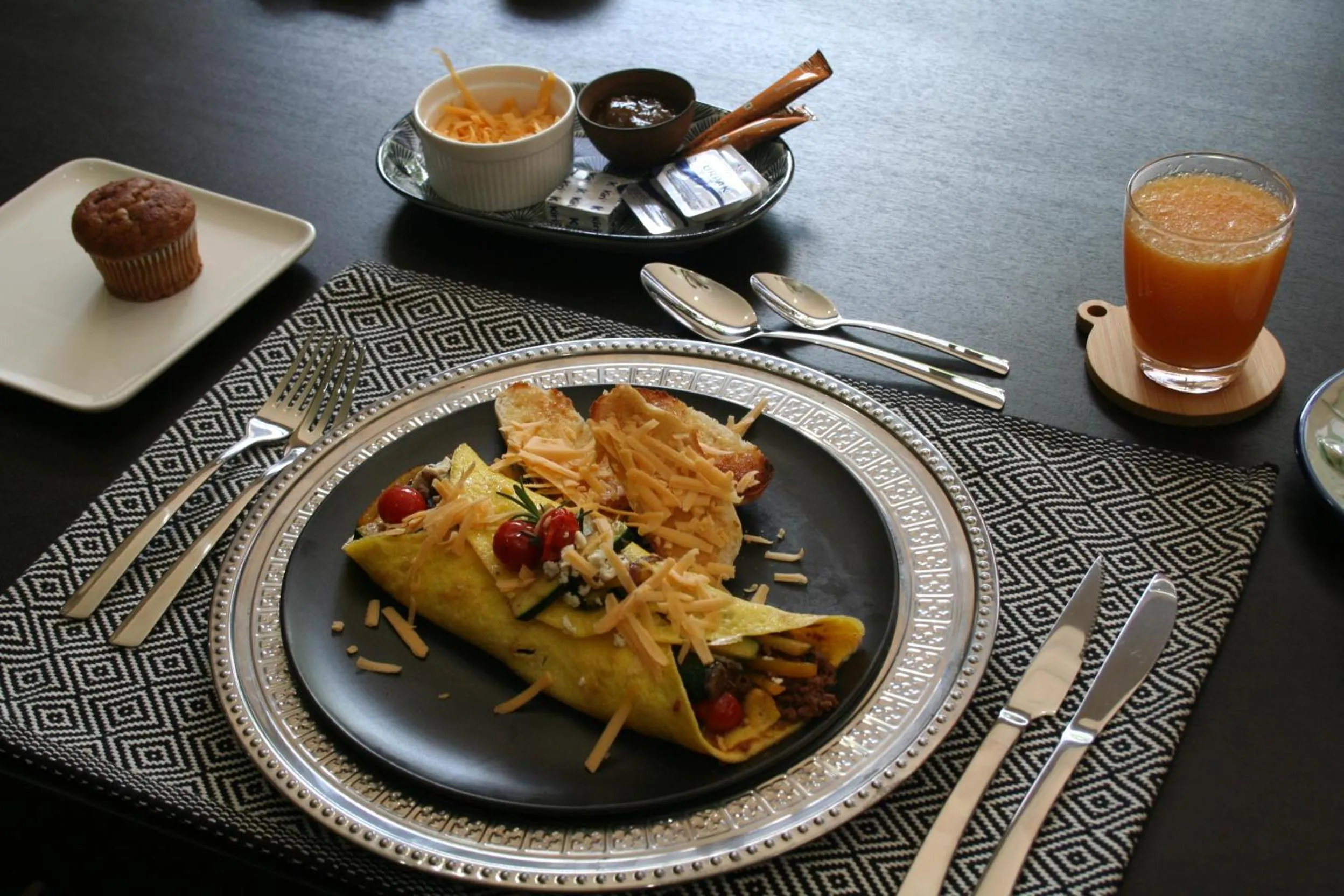 Food and drinks in Oryx B&B Reserved Guests Only