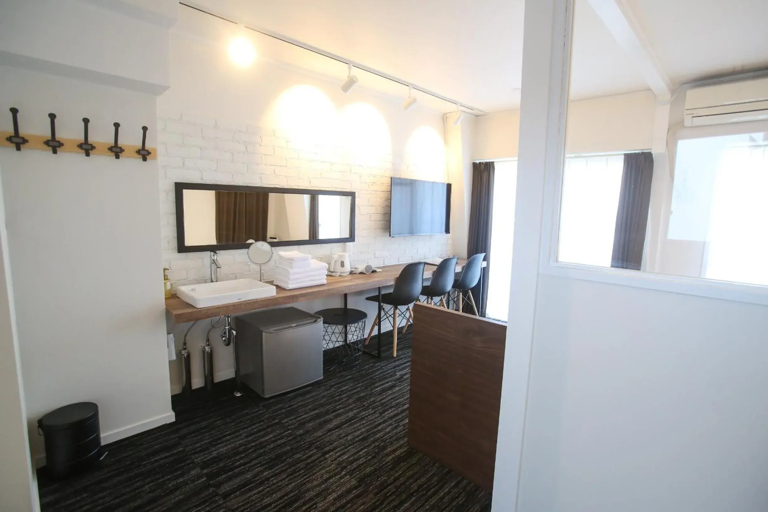 N33 Hakata Sta Riverside N33 Hakata Sta Riverside