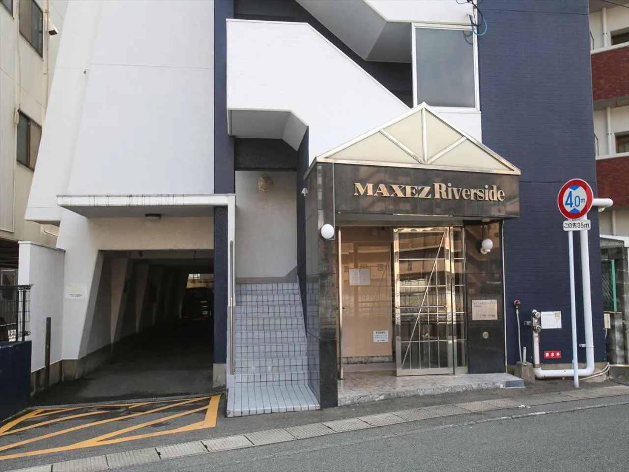 Property building in N33 Hakata Sta Riverside