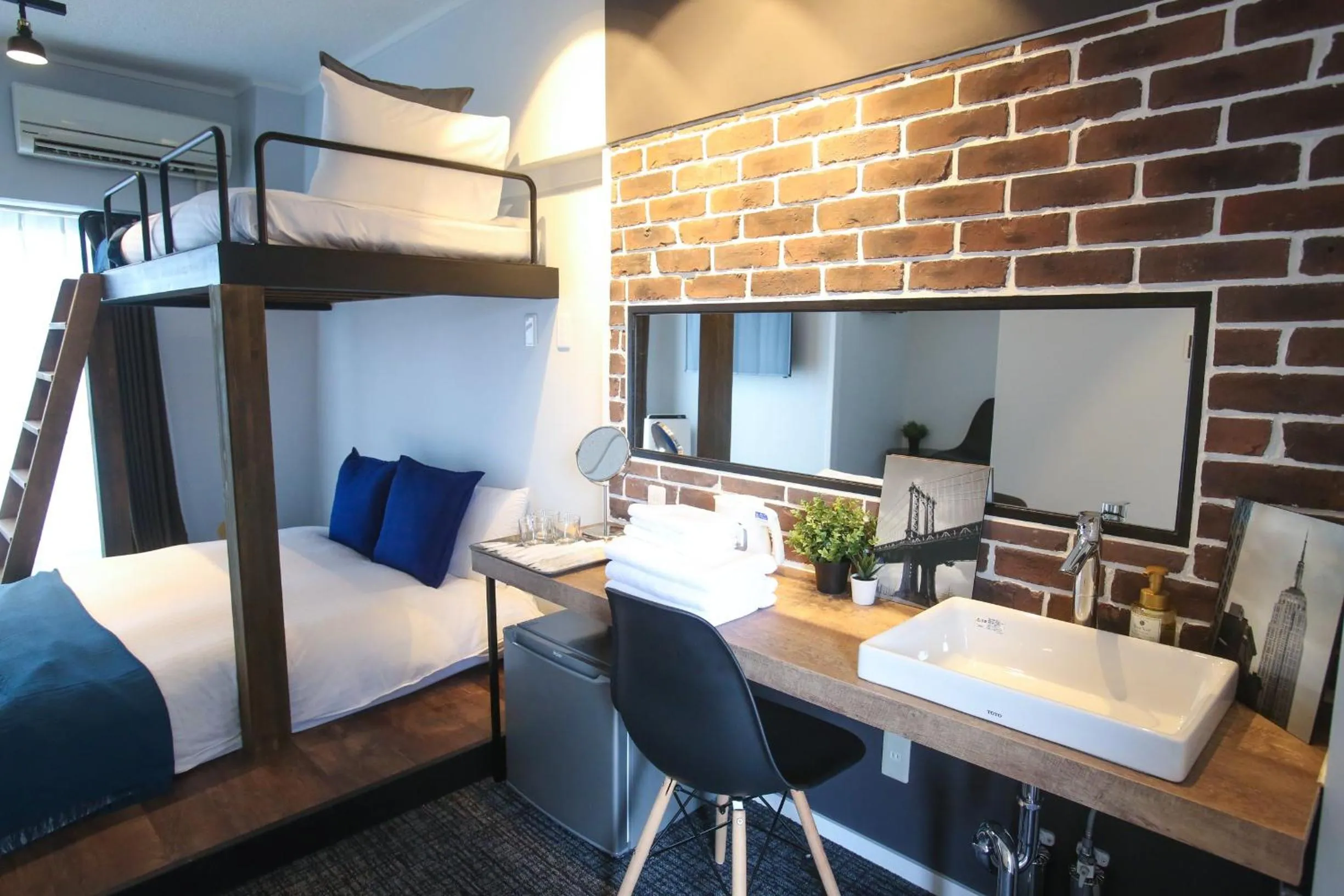 Bed in N33 Hakata Sta Riverside