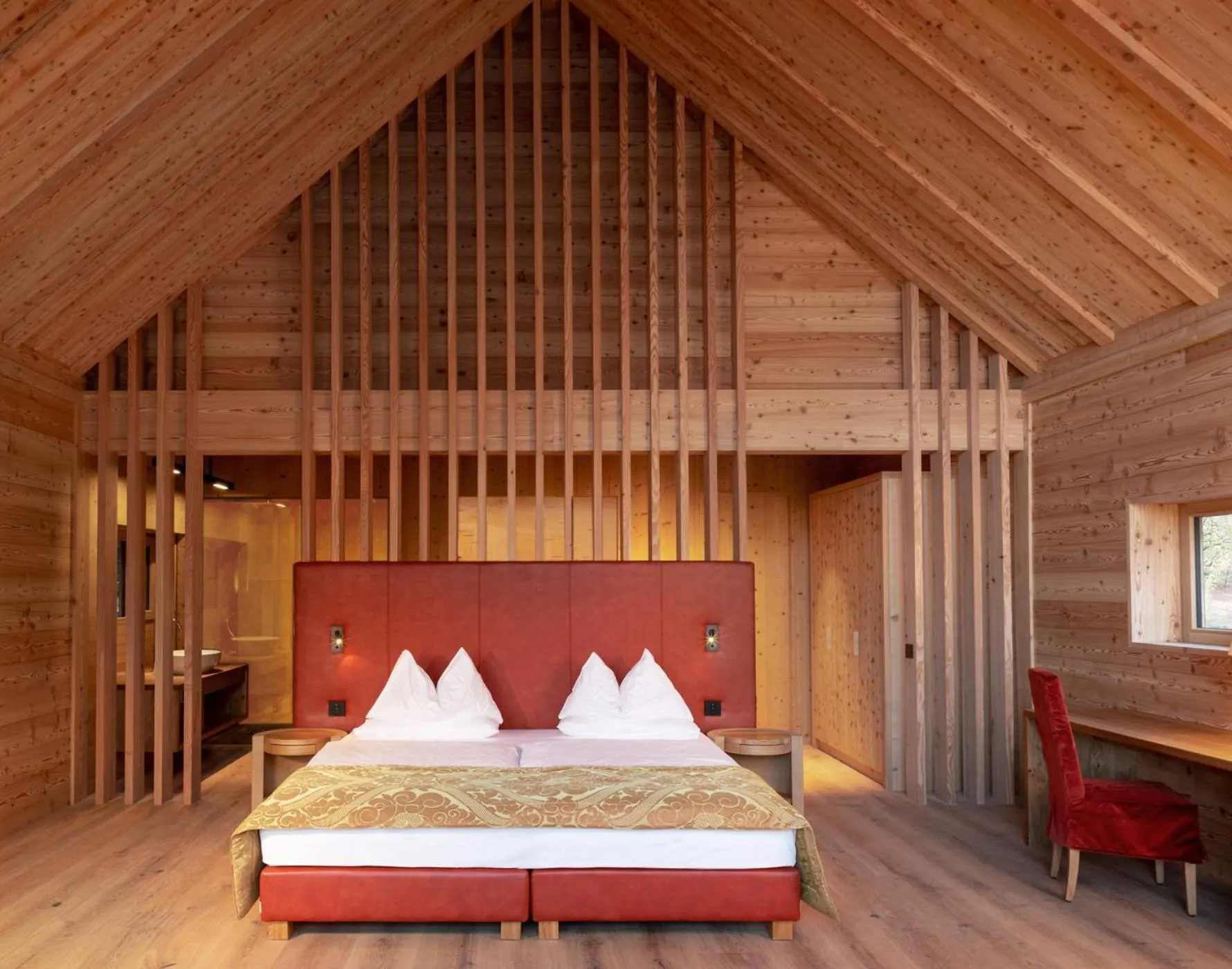 Photo of the whole room, Bed in ADLER Lodge RITTEN