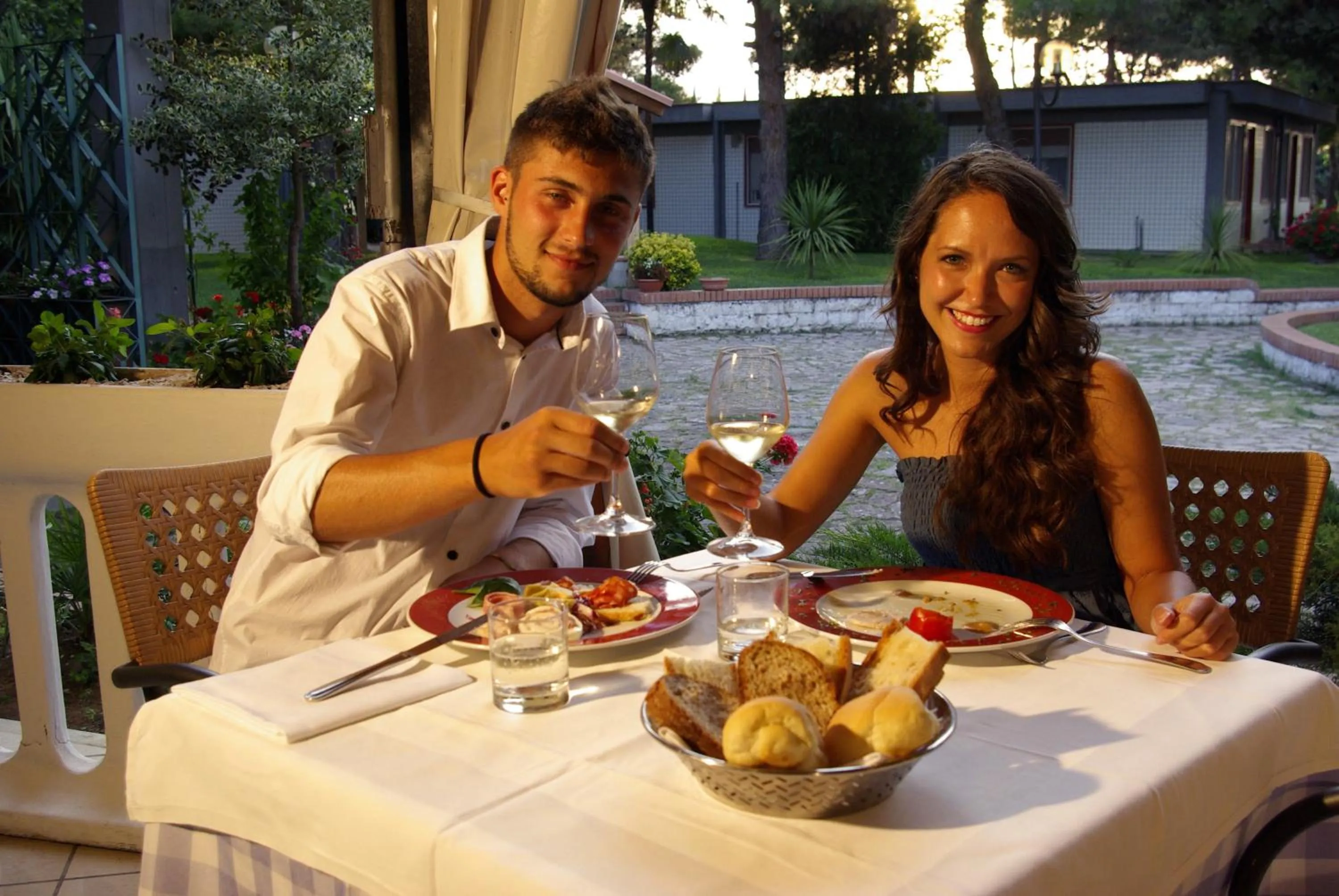 Restaurant/places to eat in Villaggio Albatros Resort