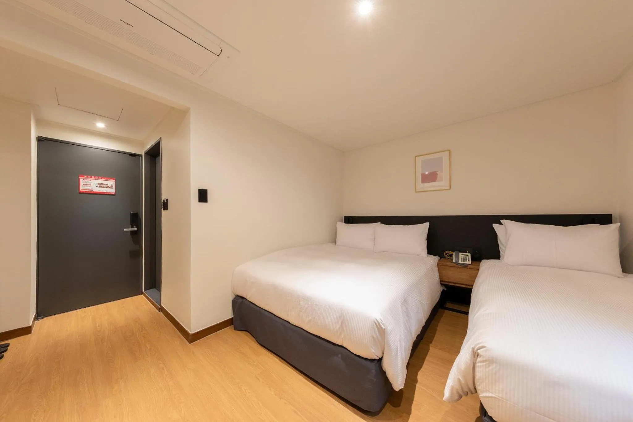 Bed in Hotel Firststay Myeongdong