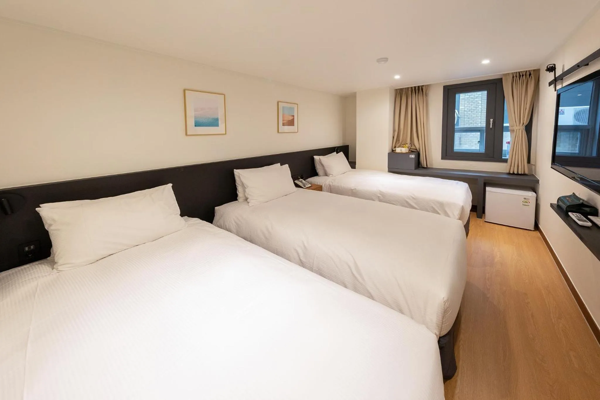Bed in Hotel Firststay Myeongdong