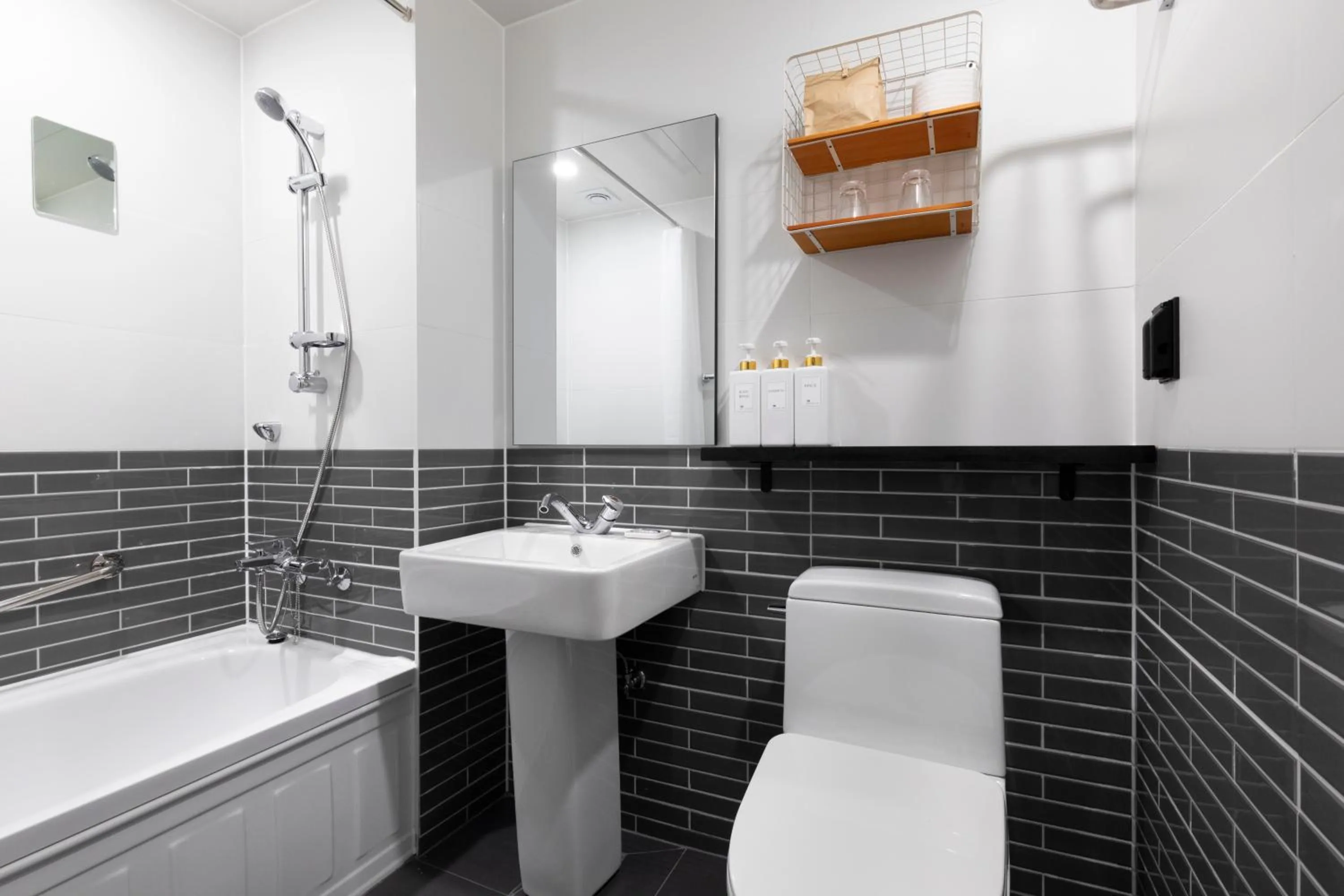 Shower in Hotel Firststay Myeongdong