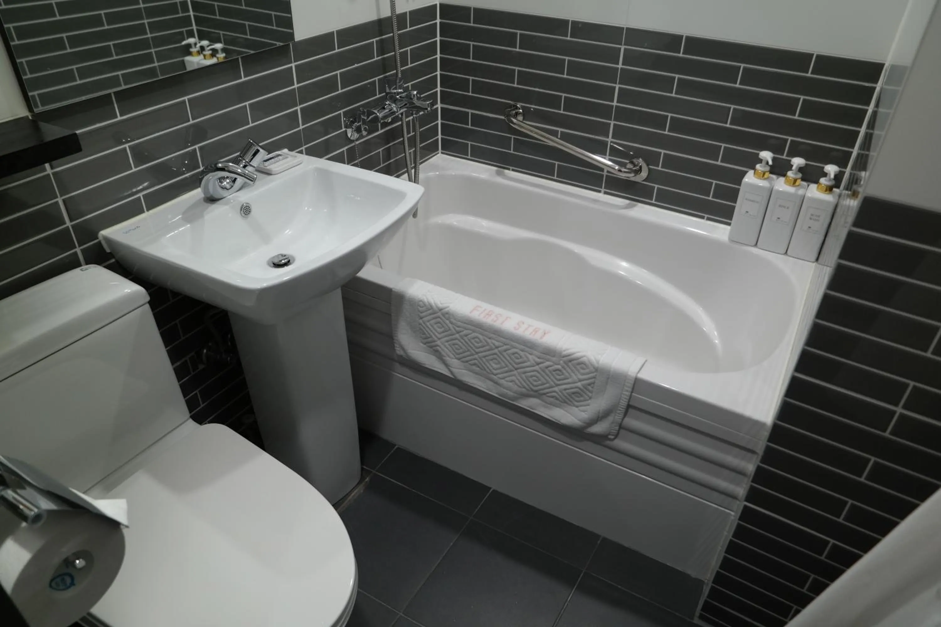 Hotel Firststay Myeongdong