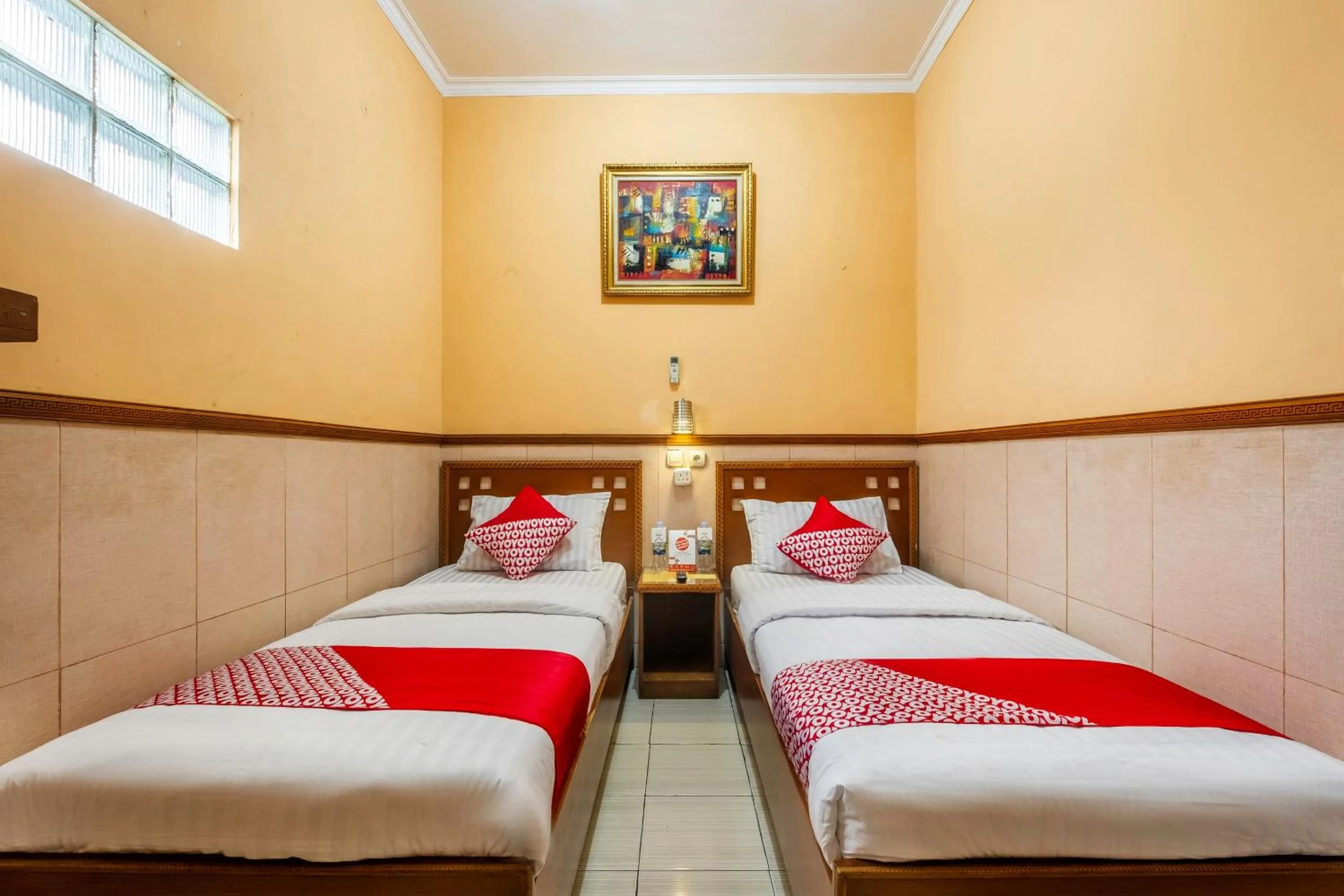 Bedroom, Bed in Collection O Kebon Jeruk Near Taman Balai Kota