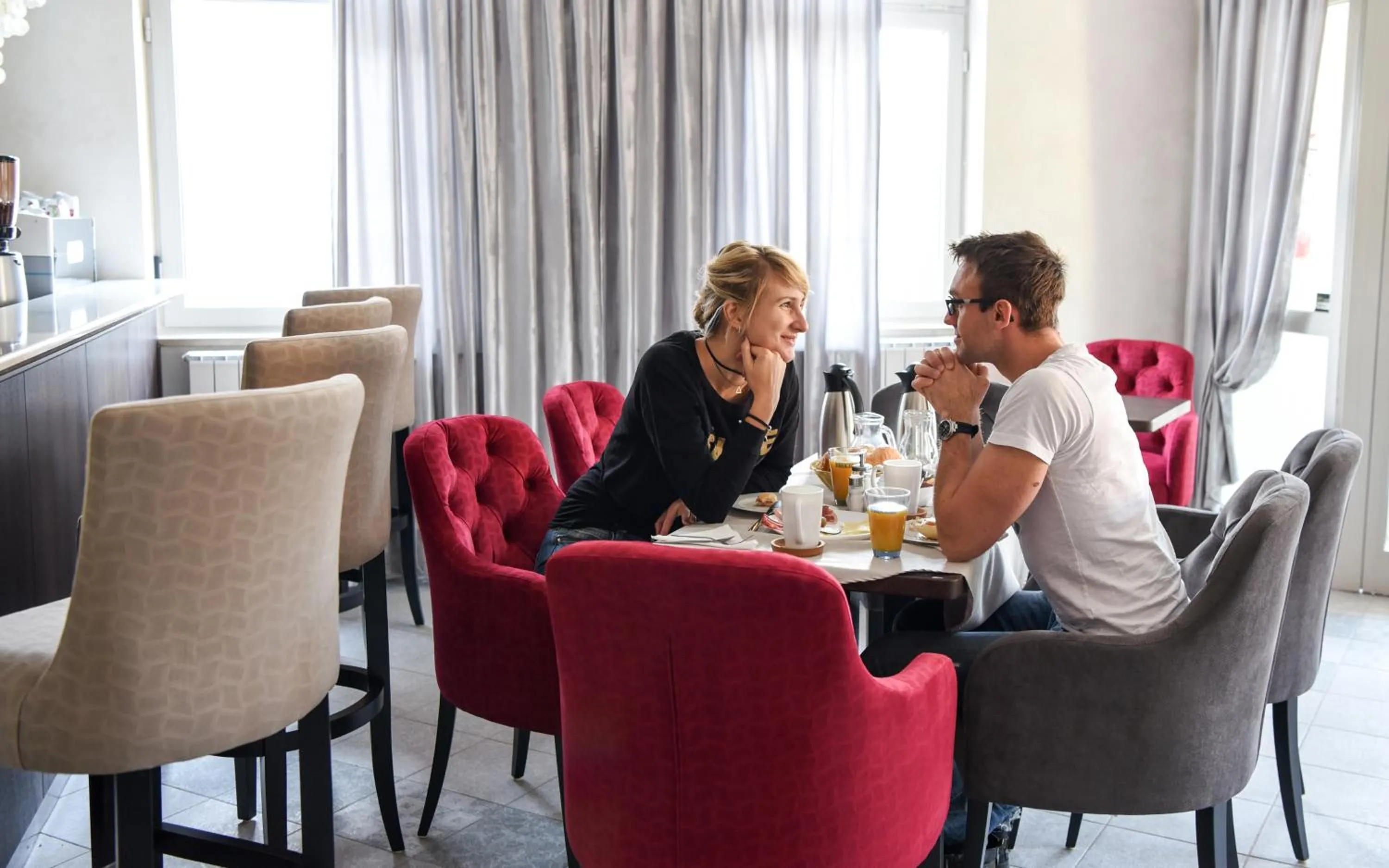 People in Hotel Maj Inn