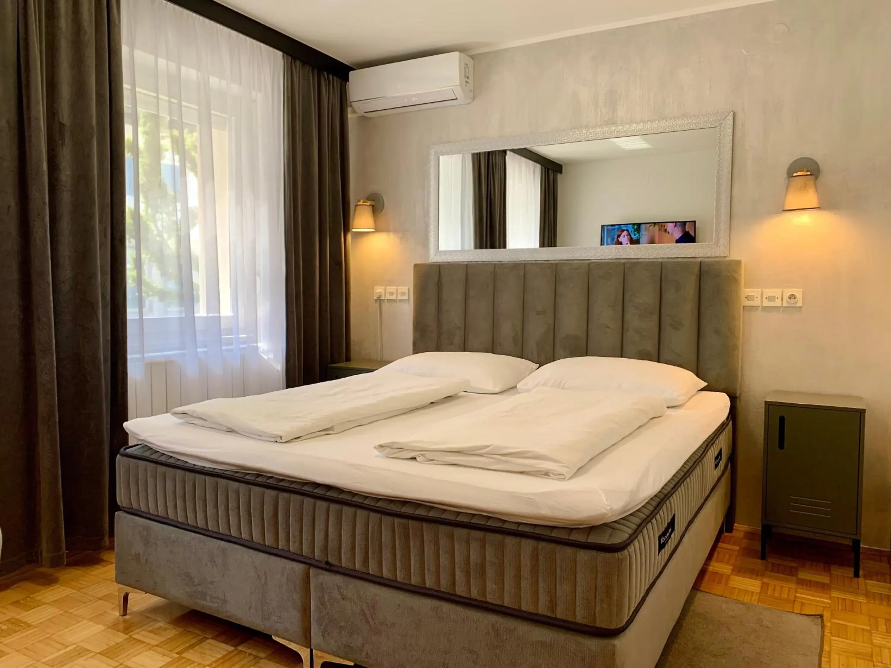 Standard Double Room in Hotel Maj Inn Standard Double Room in Hotel Maj Inn