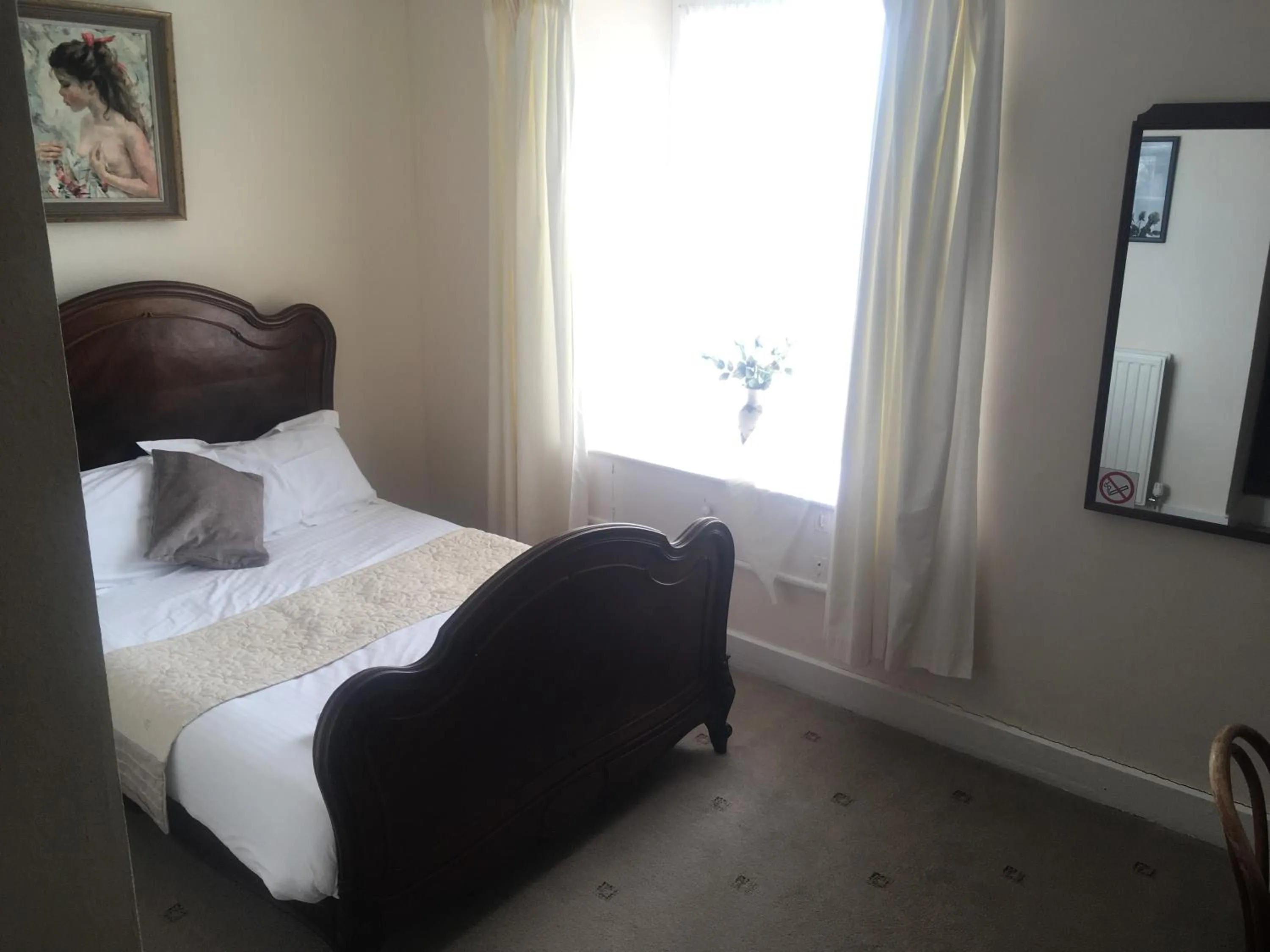 Bed in The White Hart Hotel