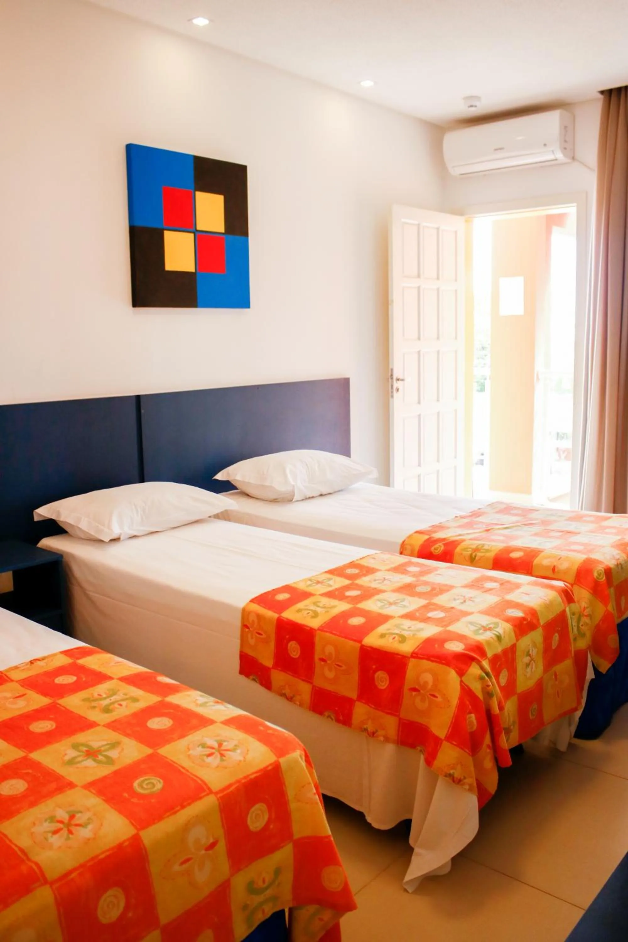 Bedroom, Bed in Hotel Açoriano