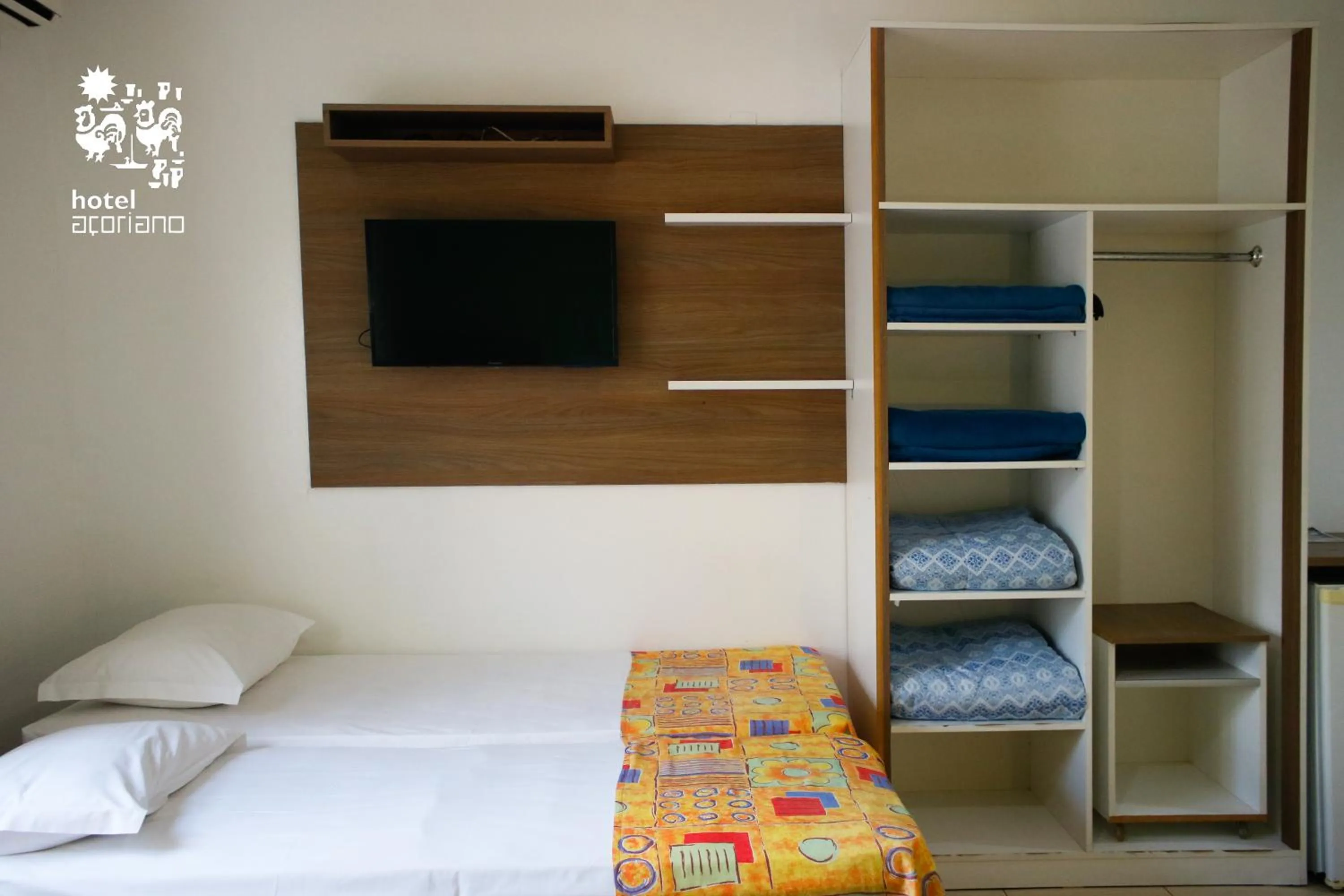 Bedroom, Bed in Hotel Açoriano