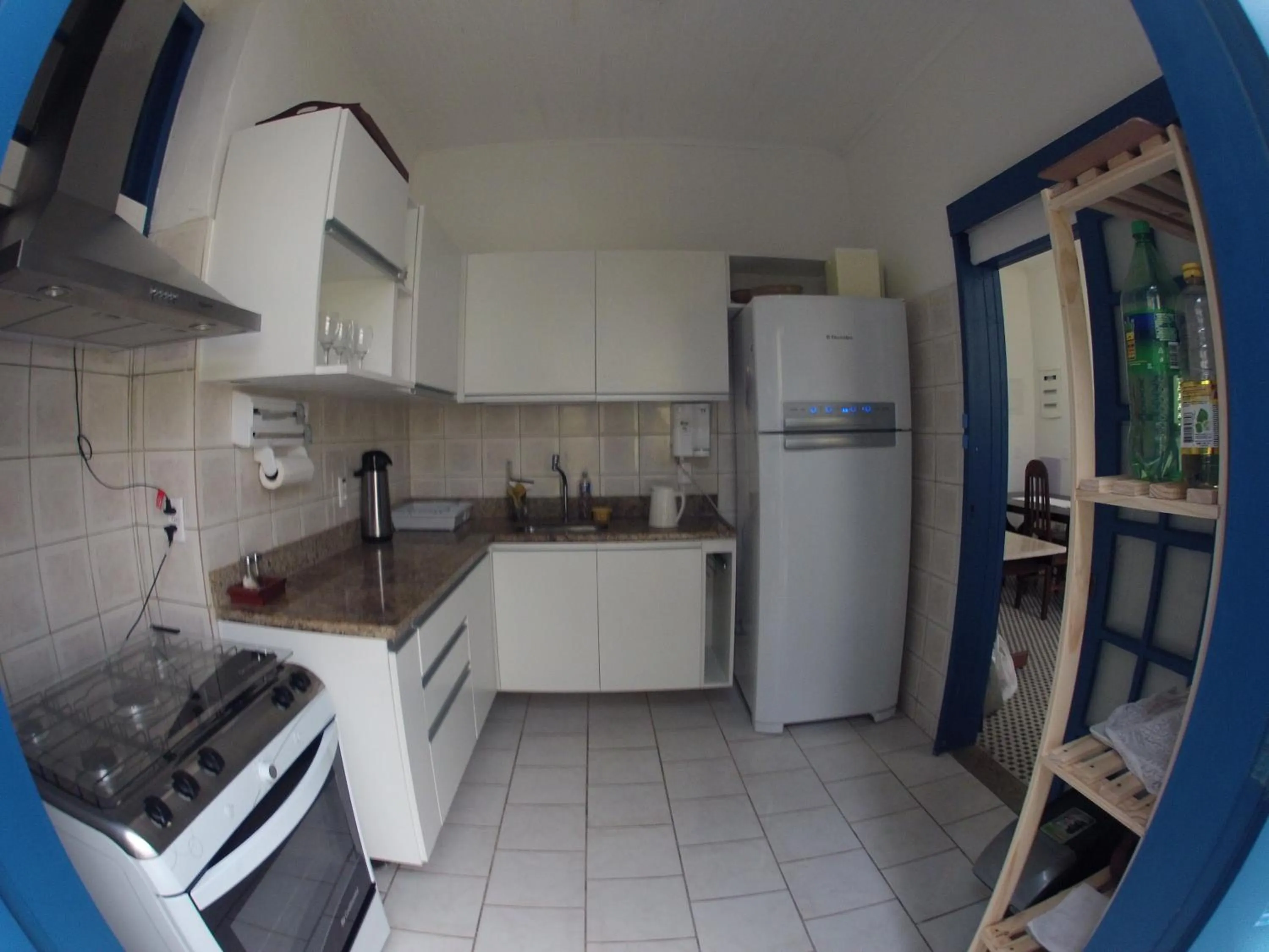 Kitchen or kitchenette in Brasileranza Hostel