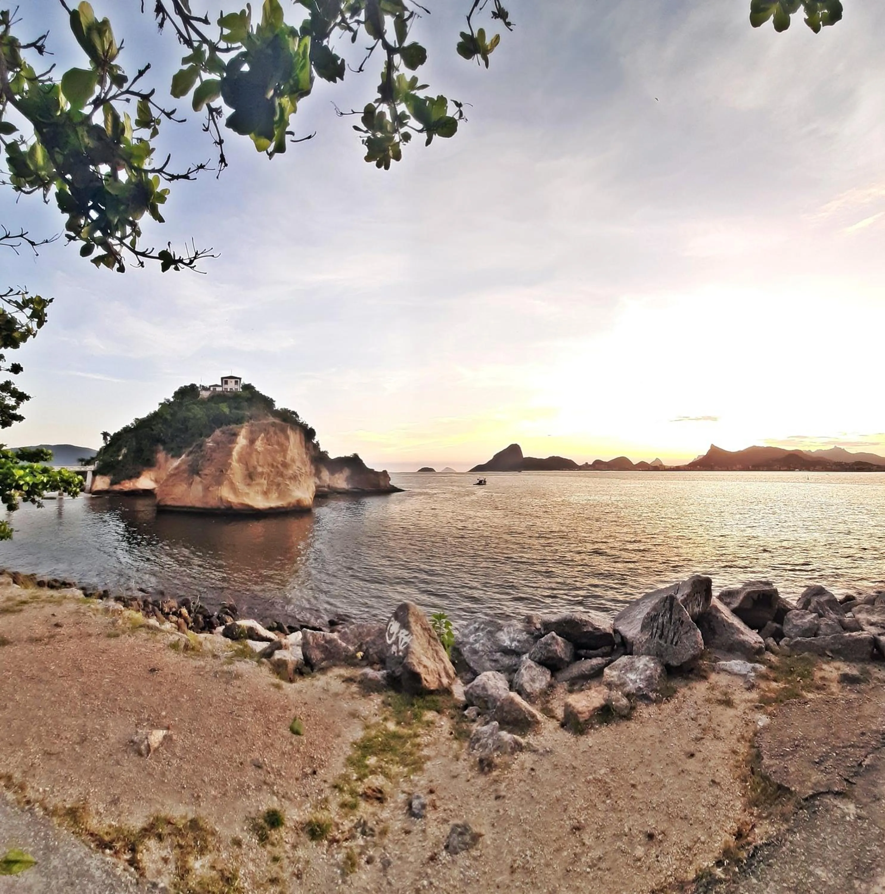 Sea view in Brasileranza Hostel