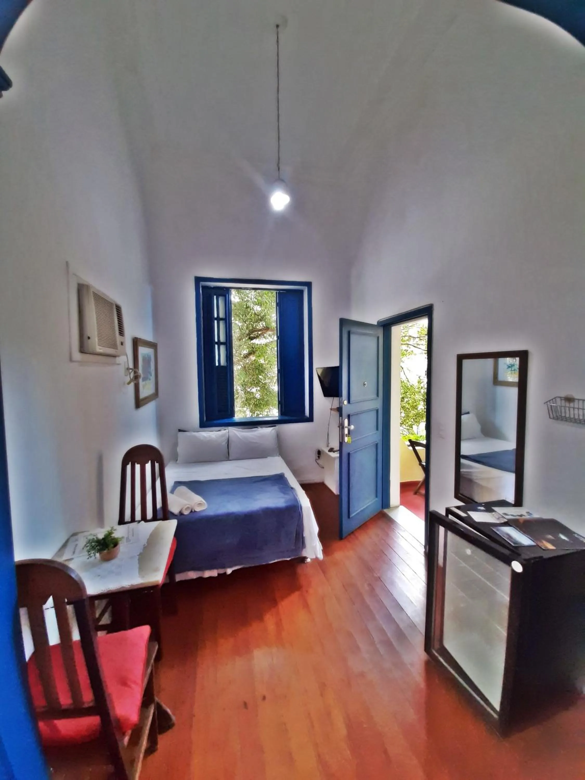 Bedroom, Bed in Brasileranza Hostel