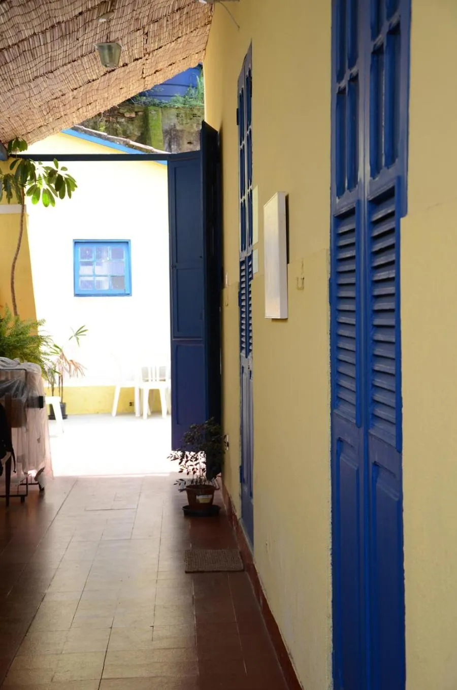 Patio in Brasileranza Hostel