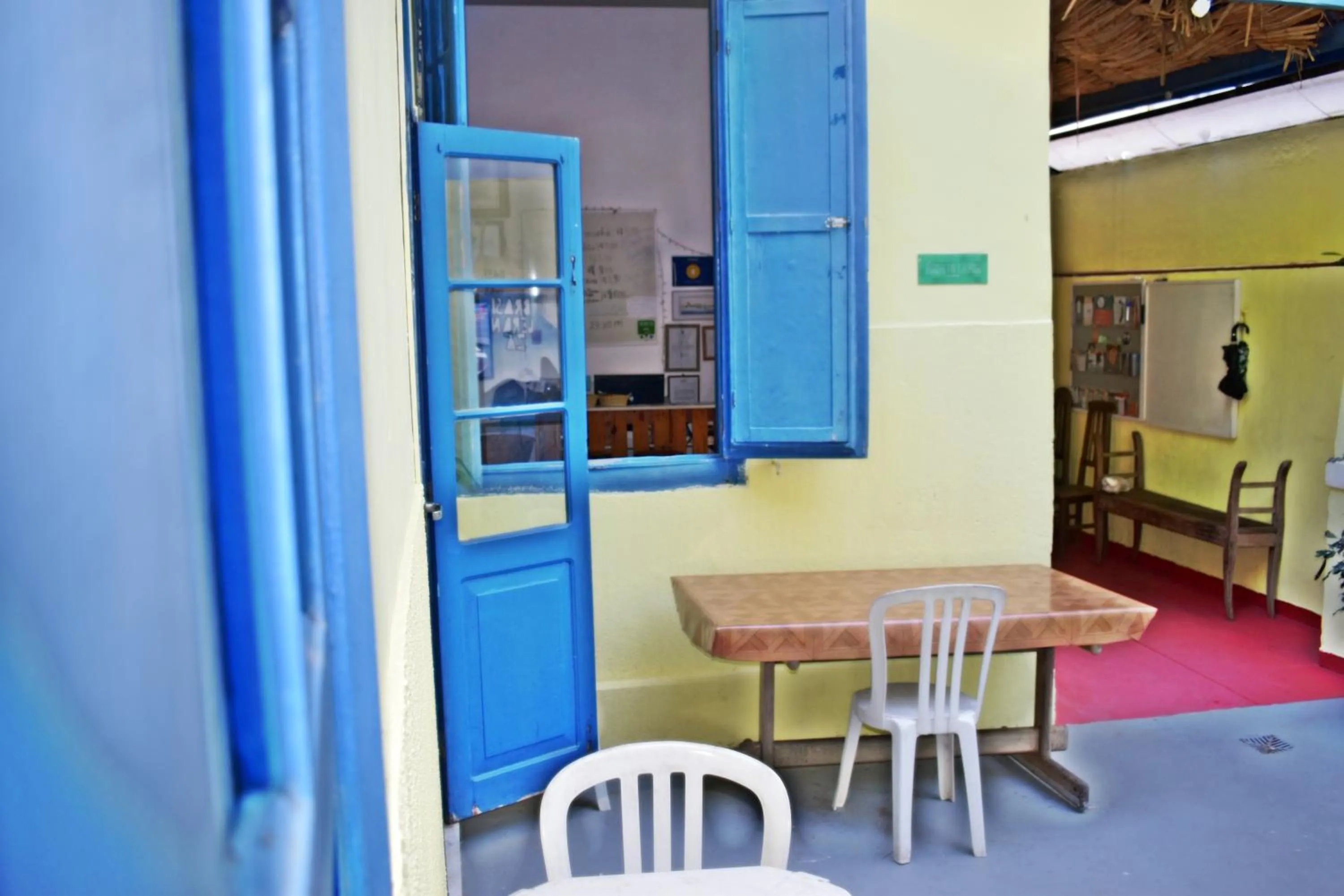 Patio in Brasileranza Hostel