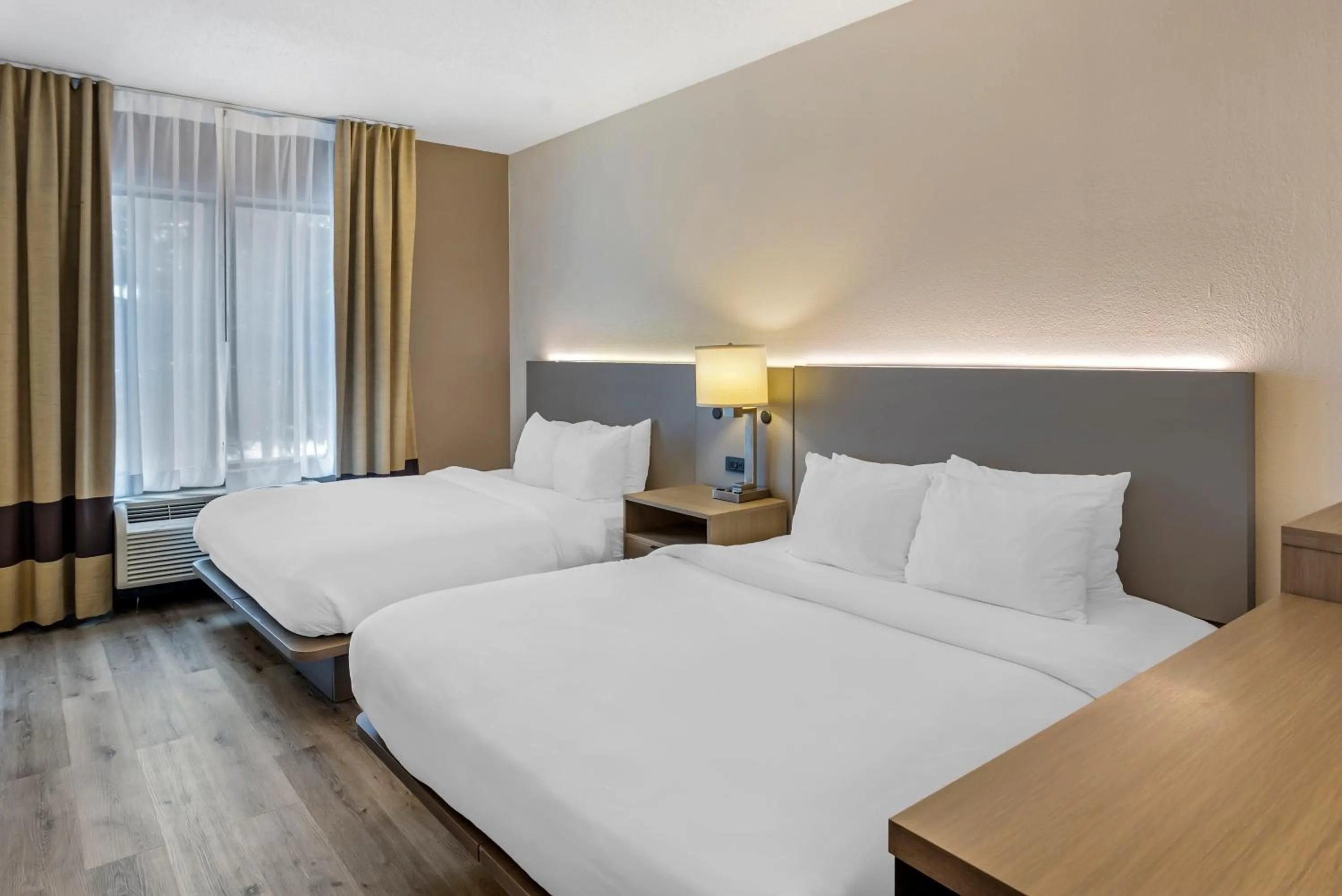 Bed in Comfort Inn & Suites Sayre