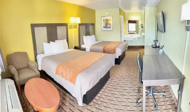 Double Room with Two Double Beds in American Inn Princeton Double Room with Two Double Beds in American Inn Princeton