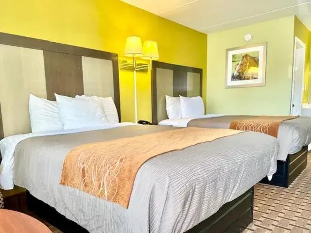 Double Room with Two Double Beds in American Inn Princeton Double Room with Two Double Beds in American Inn Princeton
