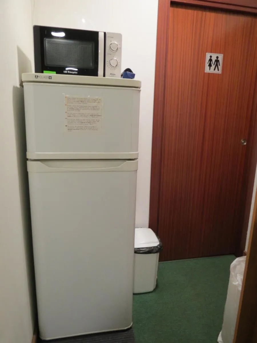 Kitchen or kitchenette in Hostal Petit Príncep