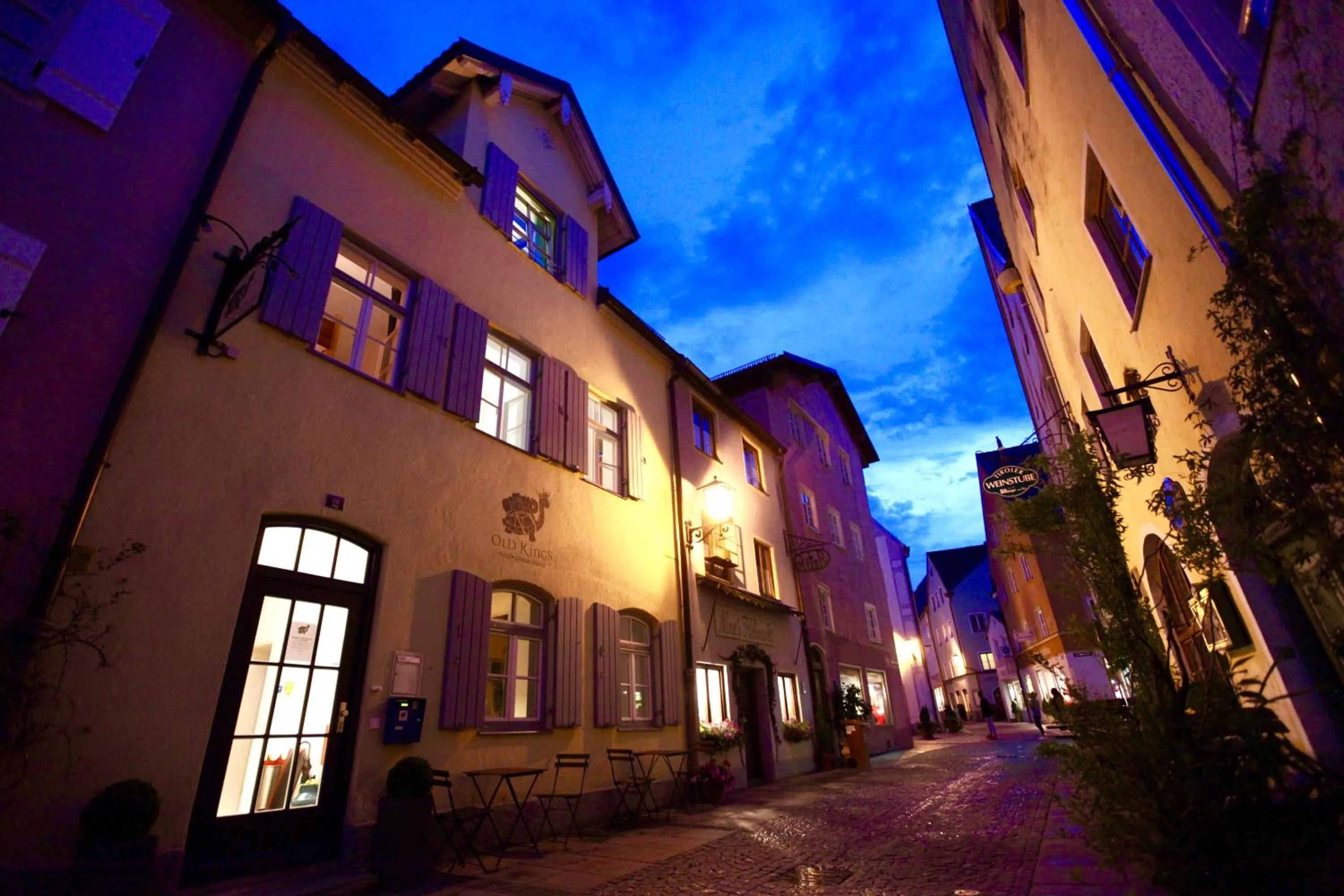 Property building in Old Kings Design Hostel