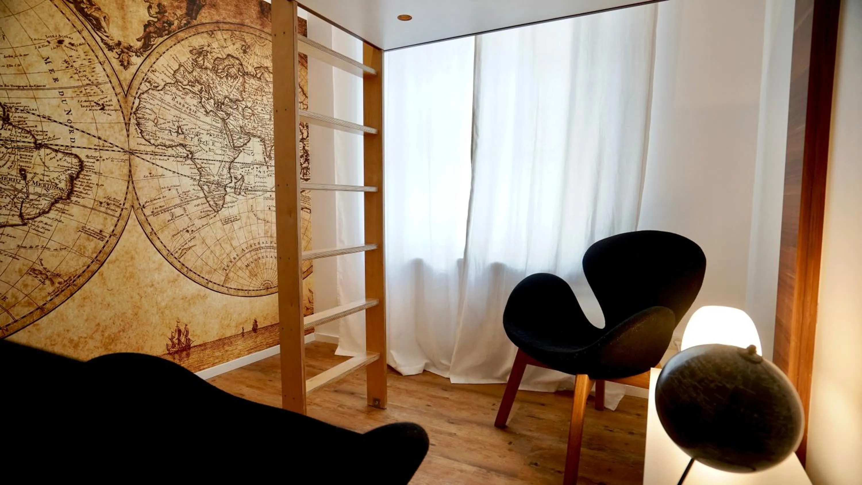 Photo of the whole room in Old Kings Design Hostel