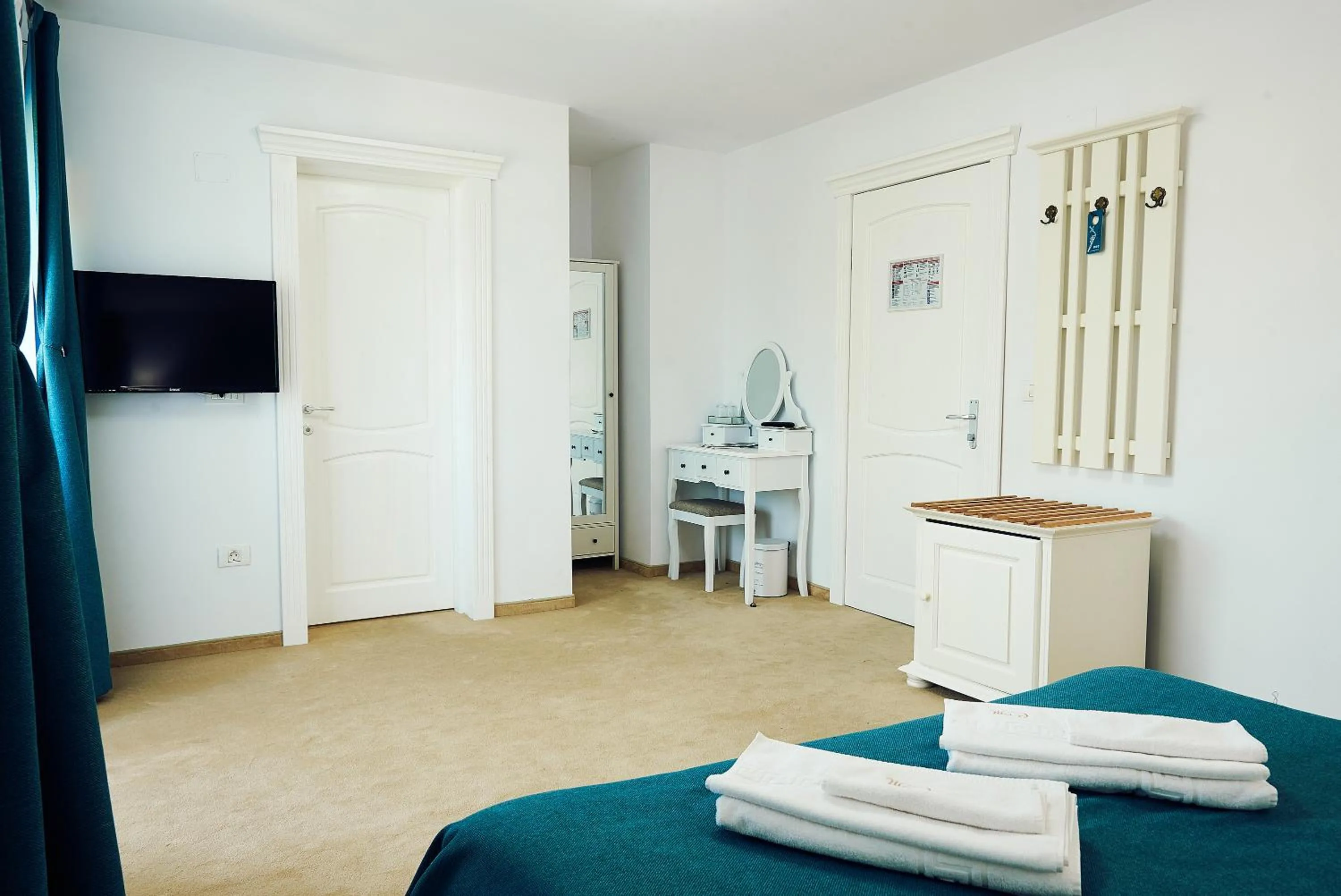 Photo of the whole room, Bed in Boutique Hotel Casa Medievala
