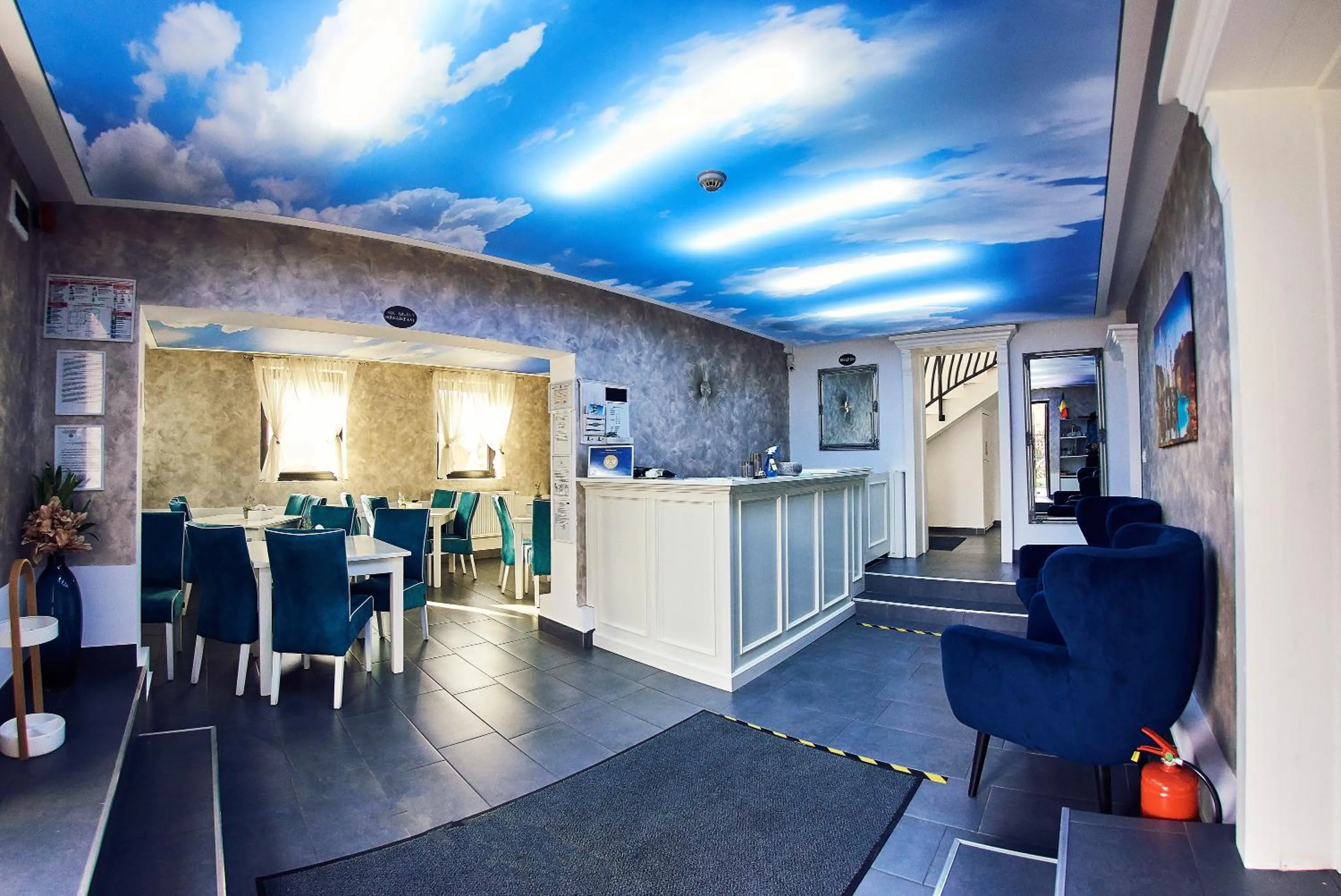 Lobby or reception in Boutique Hotel Casa Medievala