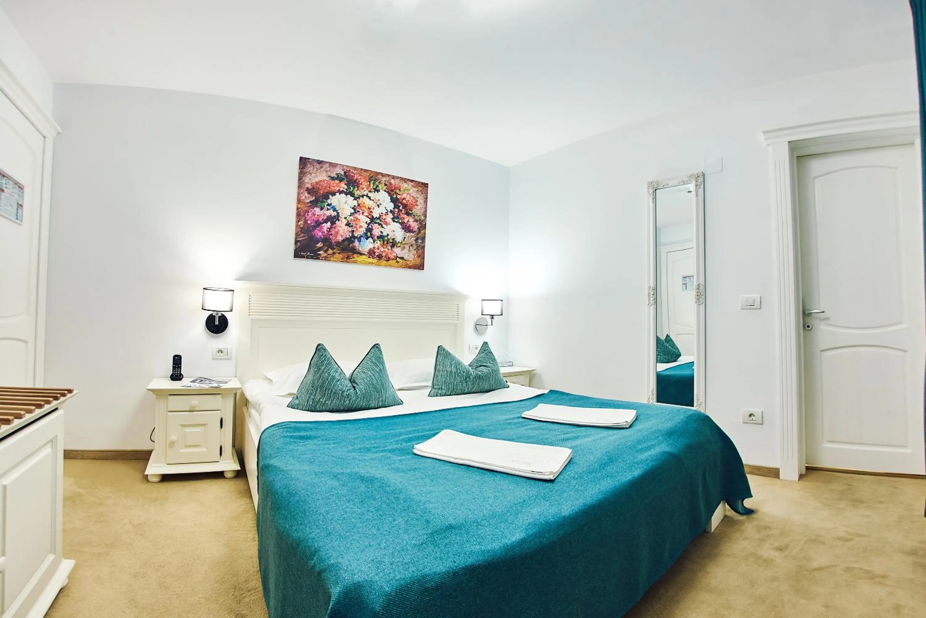Photo of the whole room, Bed in Boutique Hotel Casa Medievala