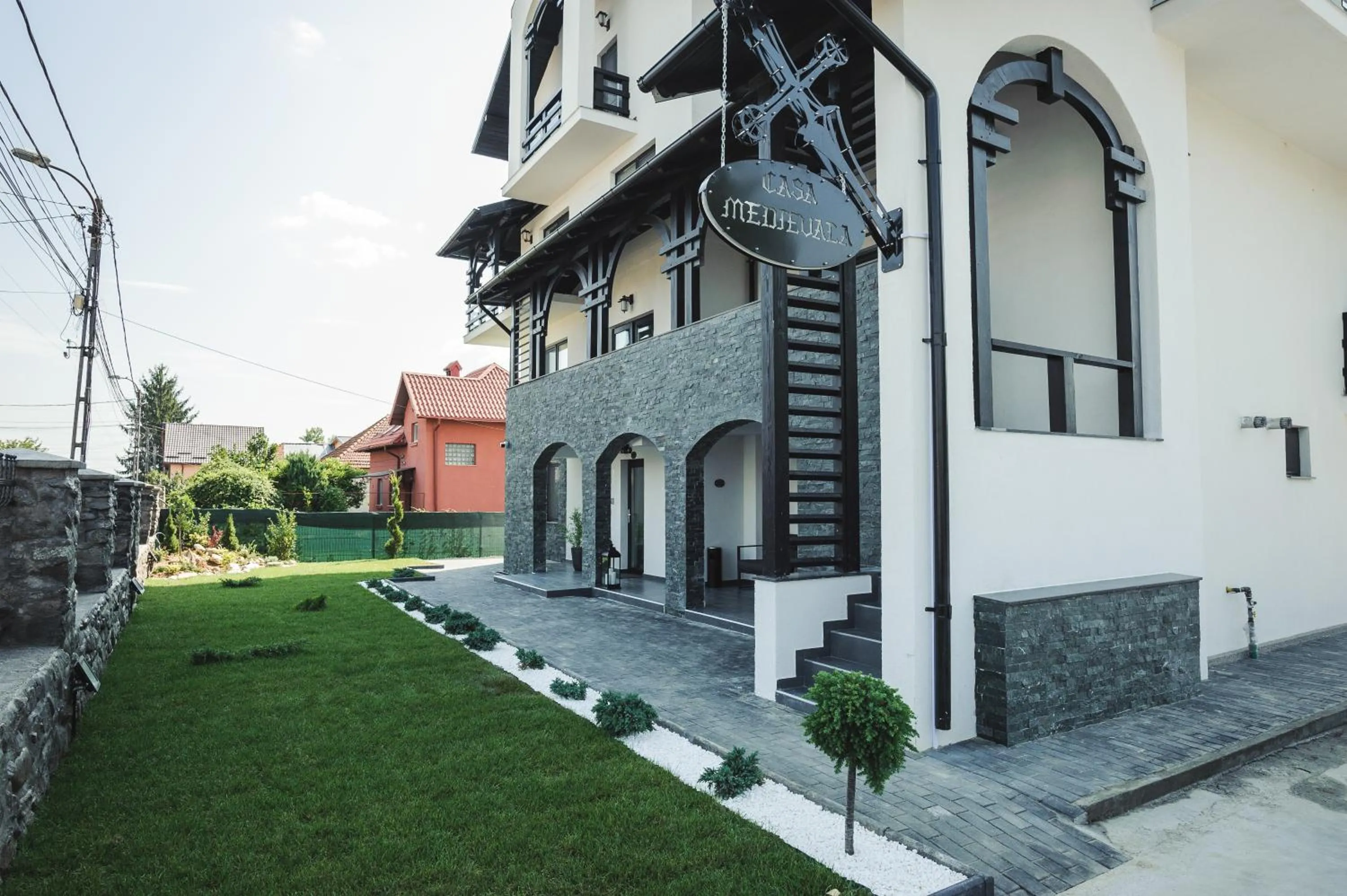 Property building in Boutique Hotel Casa Medievala