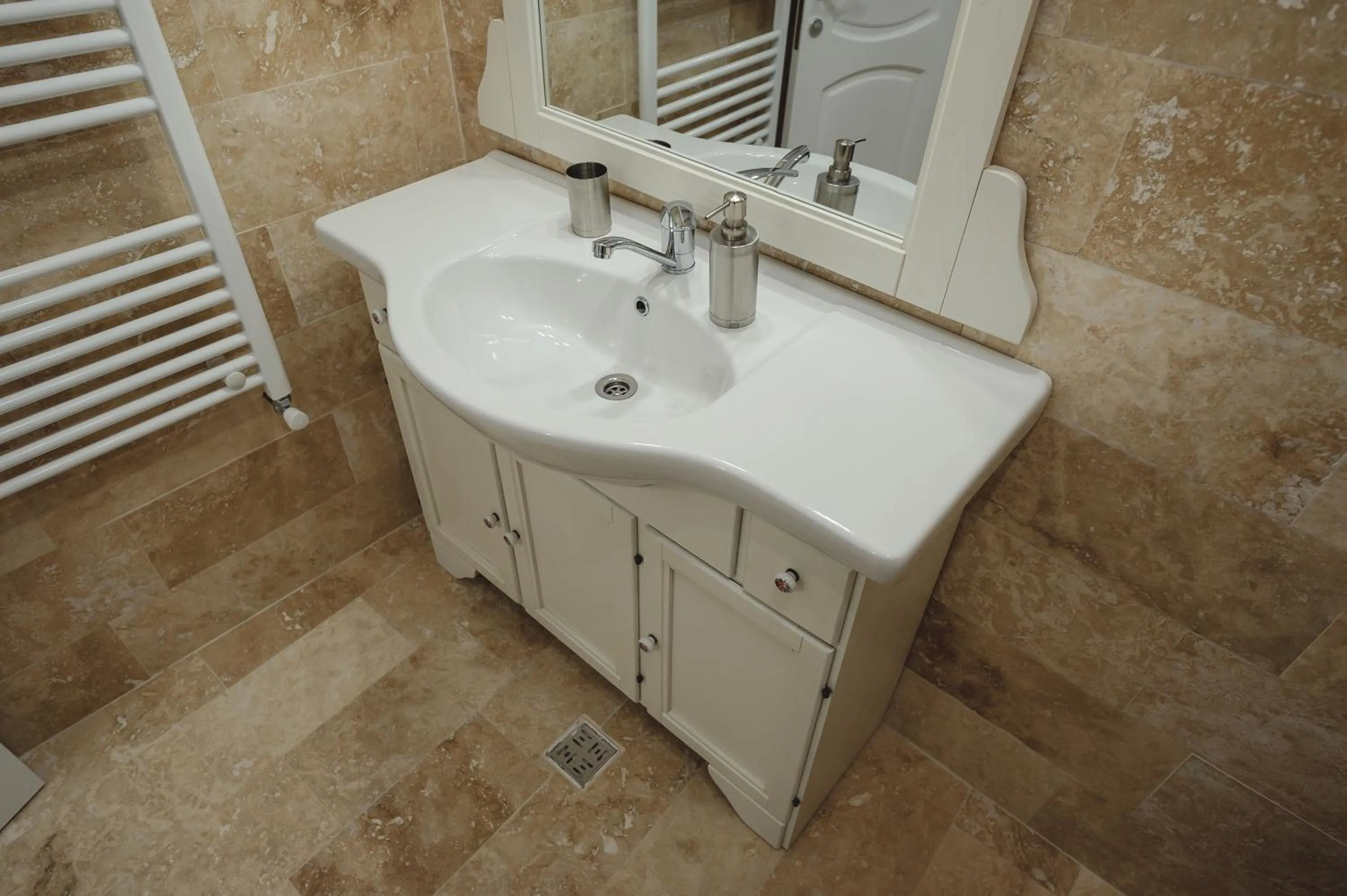 Bathroom in Boutique Hotel Casa Medievala